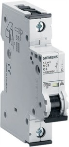 SIEMENS 5SY4-104-7 4AMP CIRCUIT BREAKER 