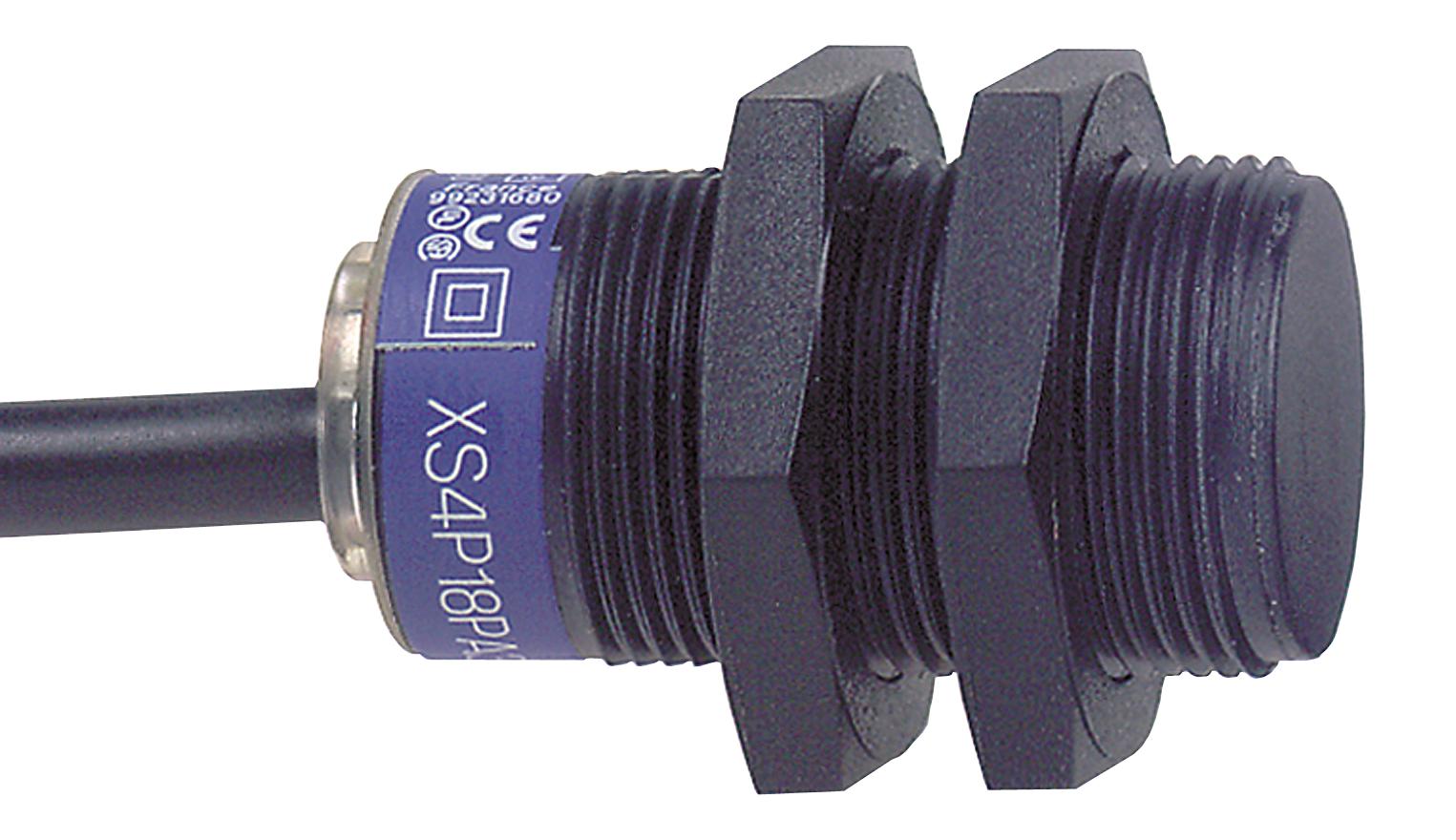 SCHNEIDER ELECTRIC XS4P18KP340 INDUCTIVE SENSOR