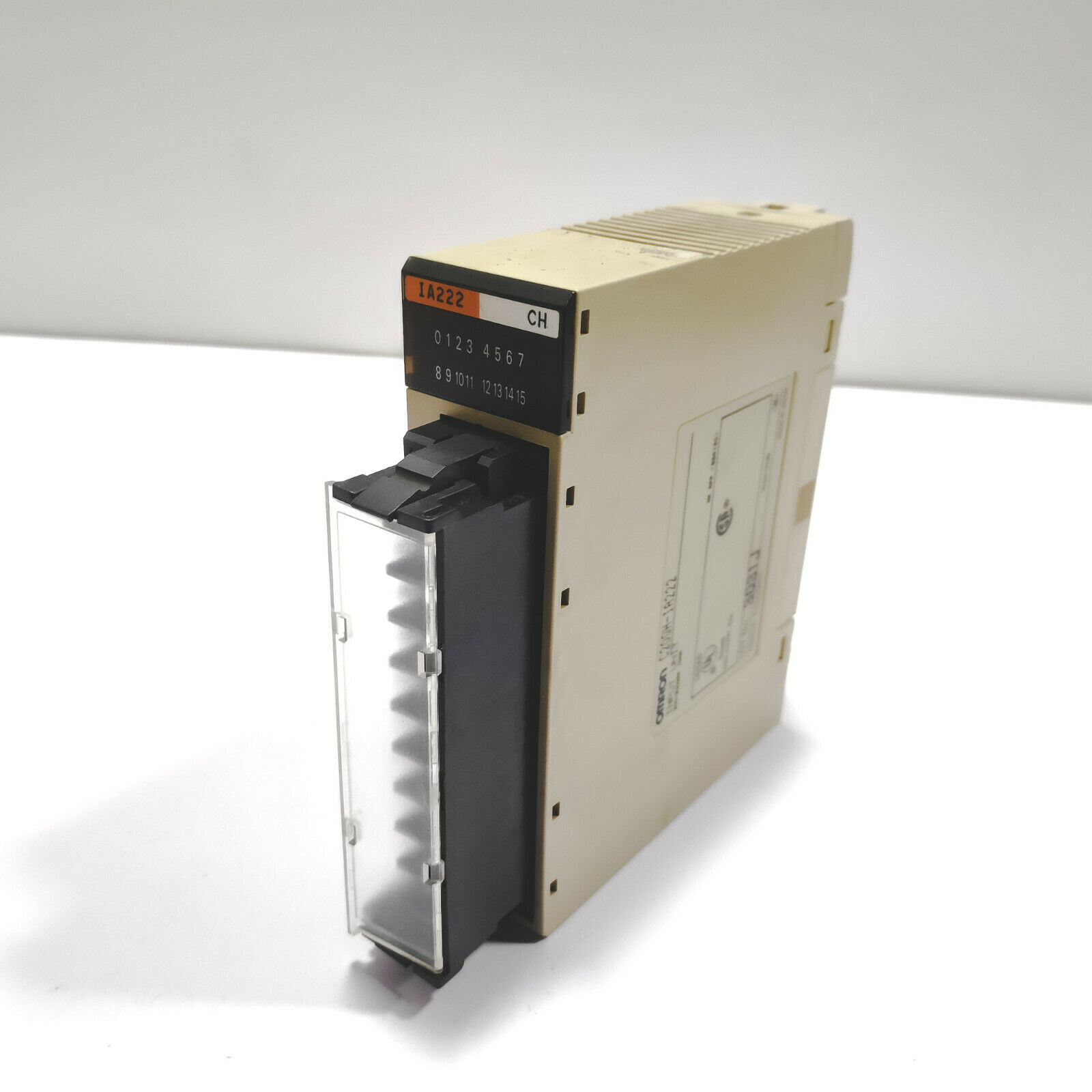 OMRON C200H-IA222 SYSMAC C200H 16 POINTS DIGITAL INPUT MODULE