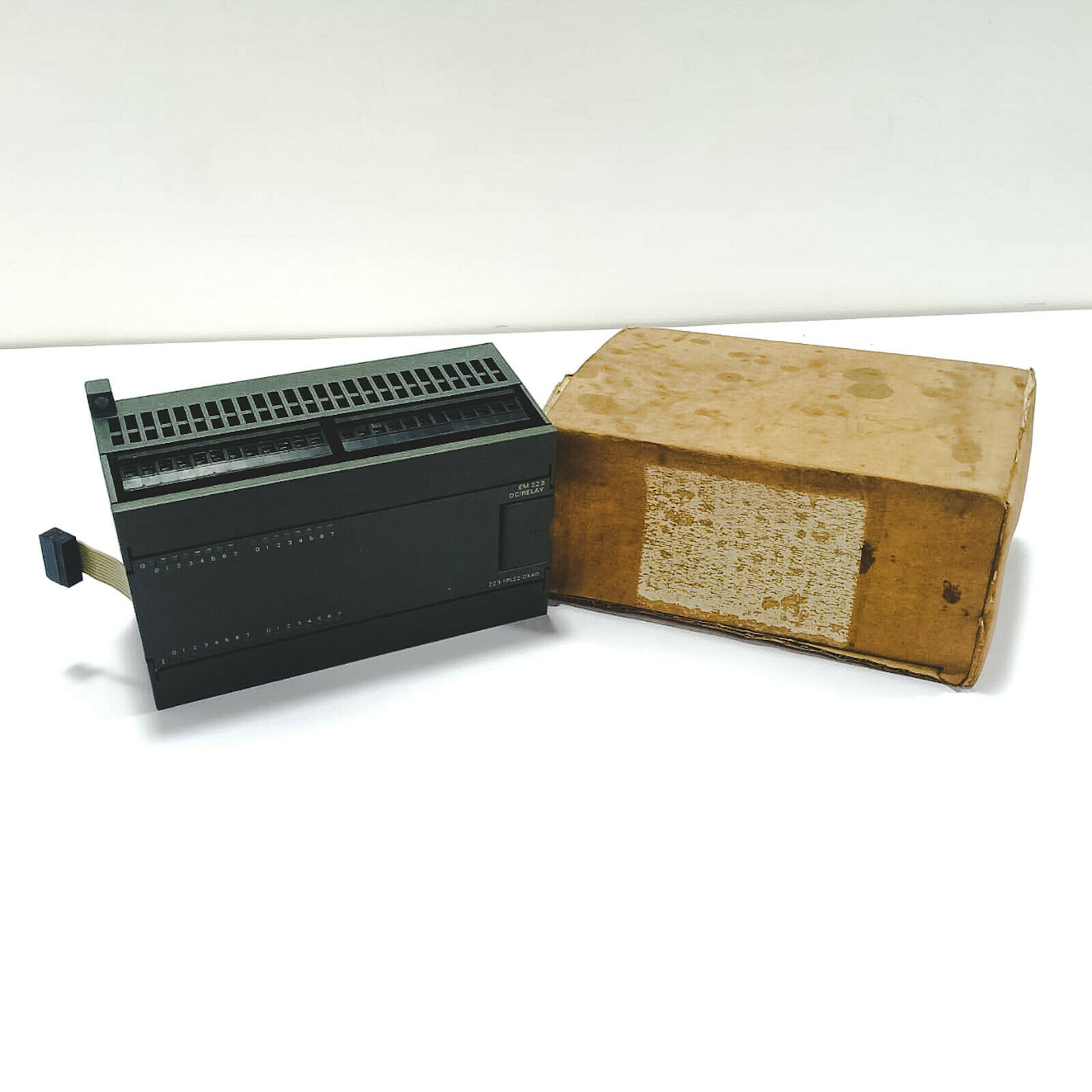 SIEMENS 6ES7223-1PL22-0XA0 16 POINT I/O MODULE