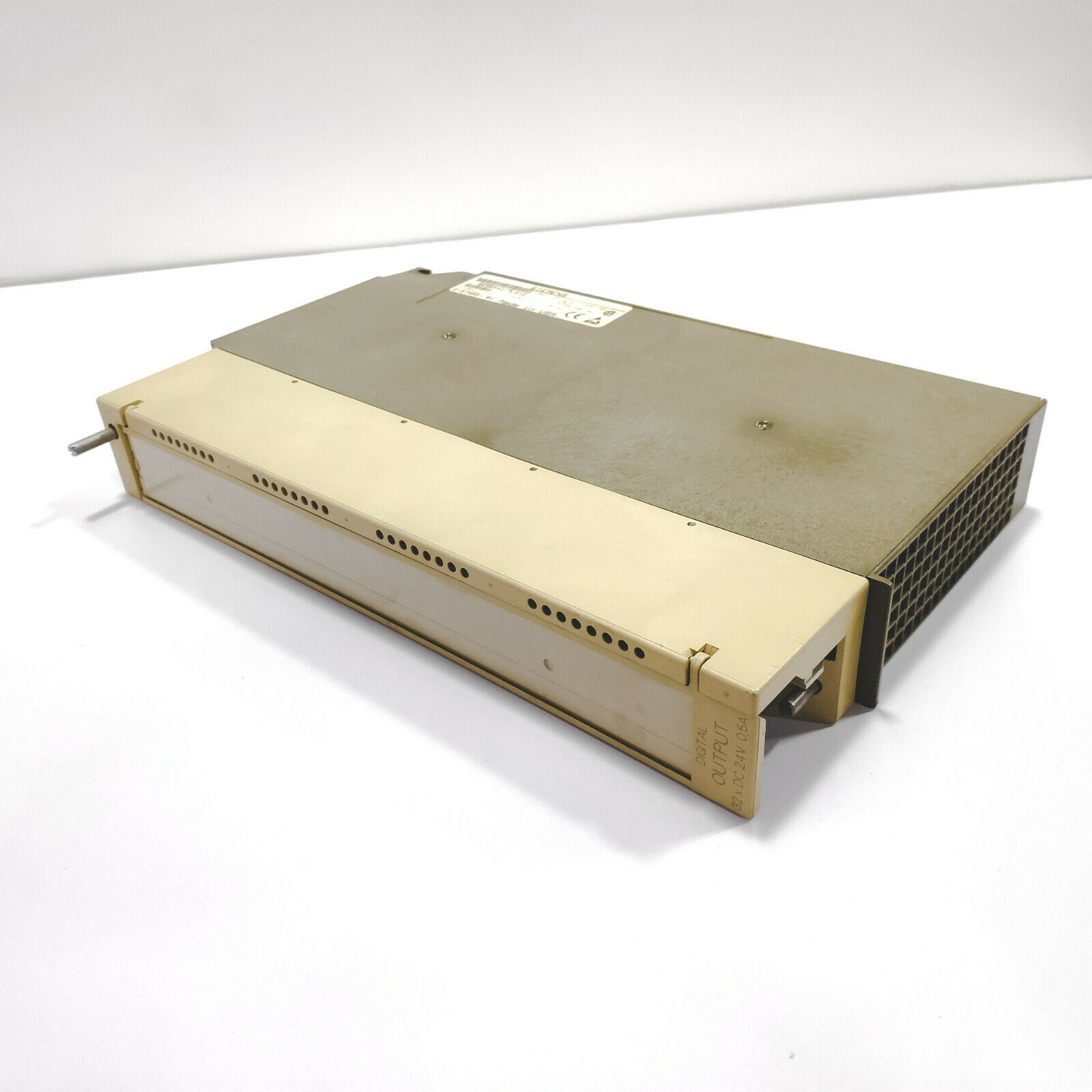 SIEMENS 6ES5441-7LA12 SIMATIC S5 32POINT DIGITAL OUTPUT MODULE