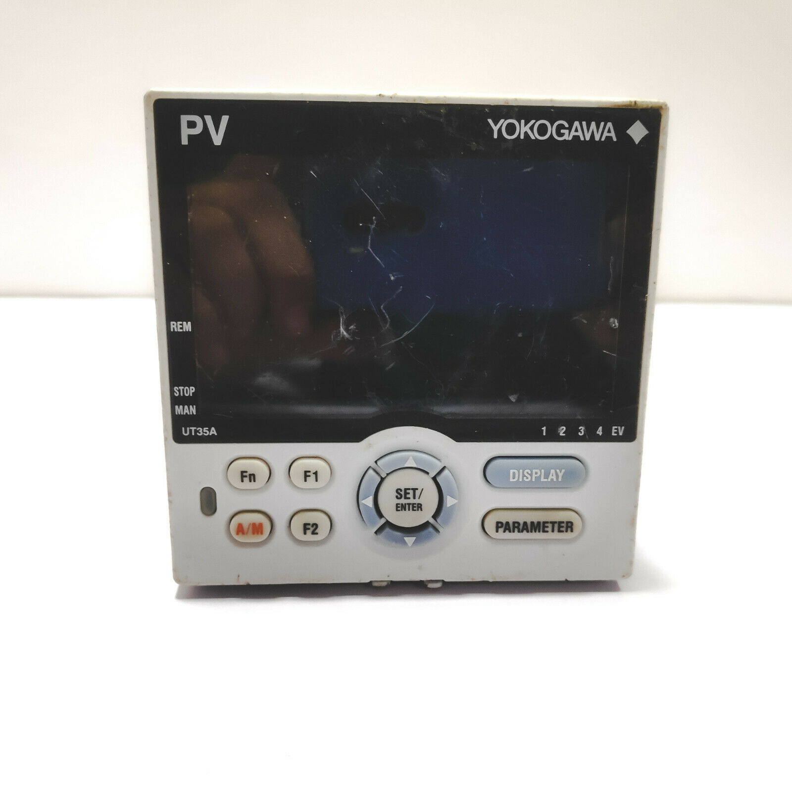 YOKOGAWA UT35A-000-10-00 DIGITAL INDICATING CONTROLLER