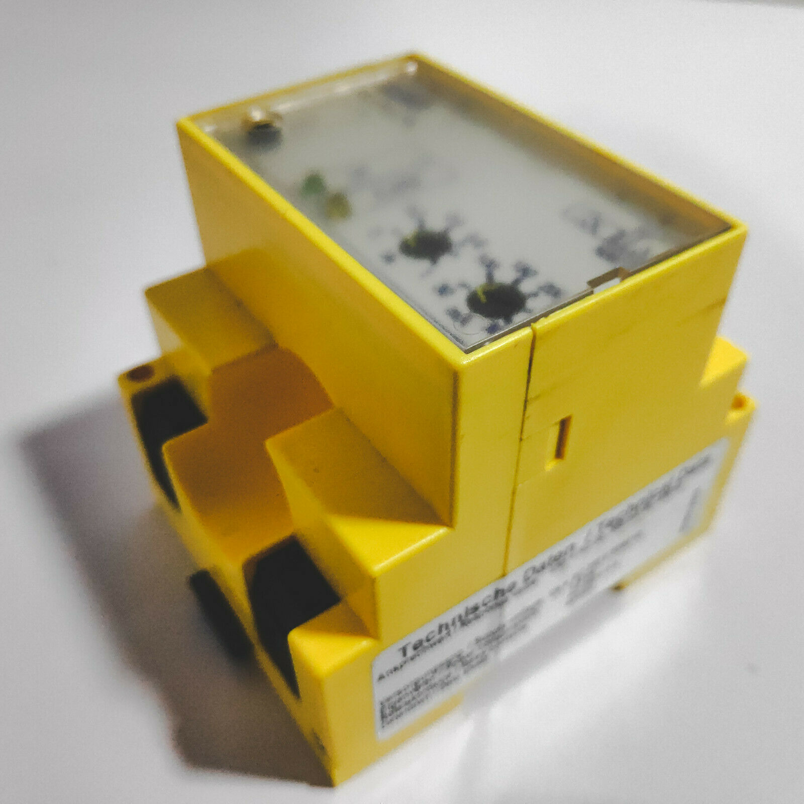 BENDER RCM465Y GROUND FAULT MONITOR