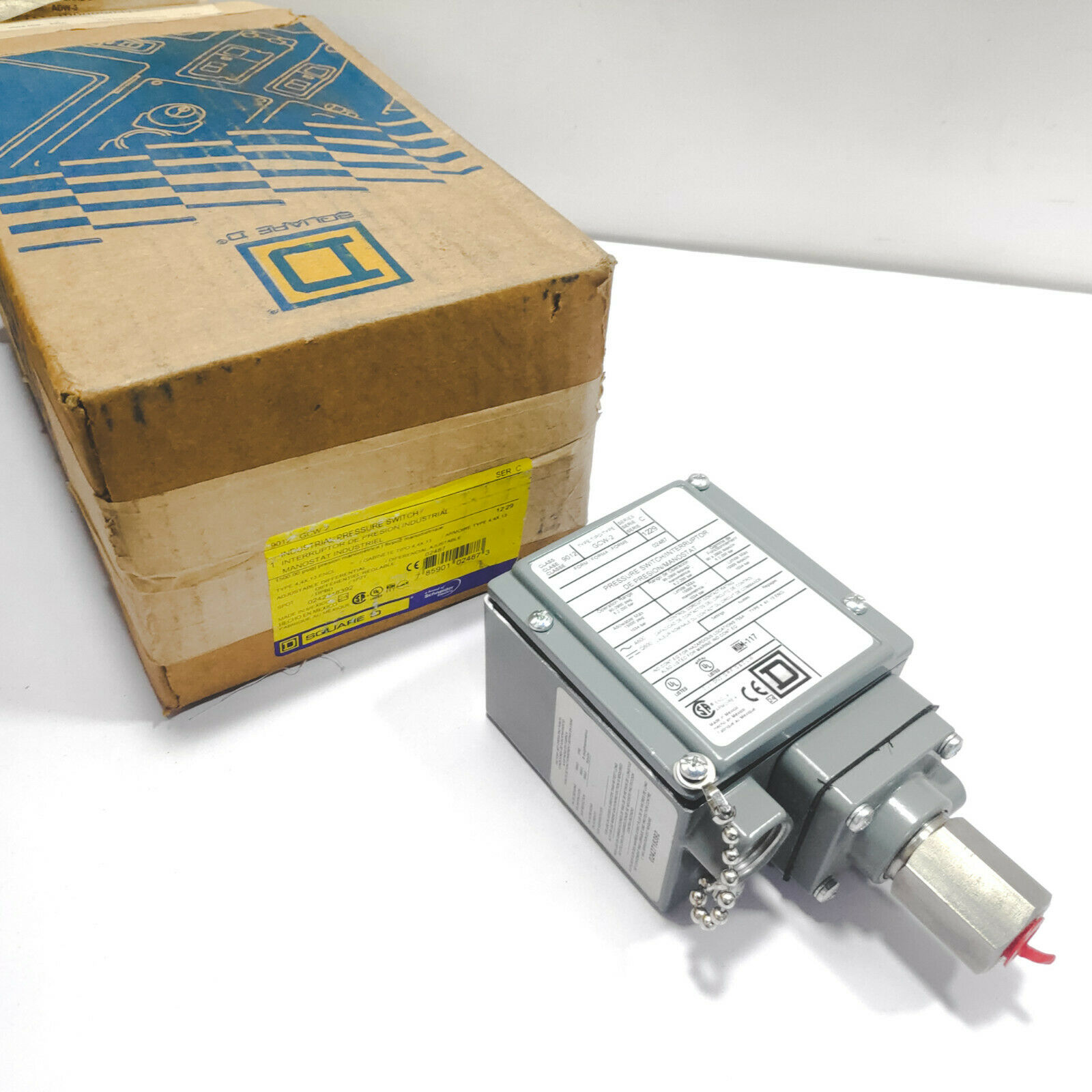 SQUARE D 9012GCW2 6.2-200BAR PRESSURE SWITCH