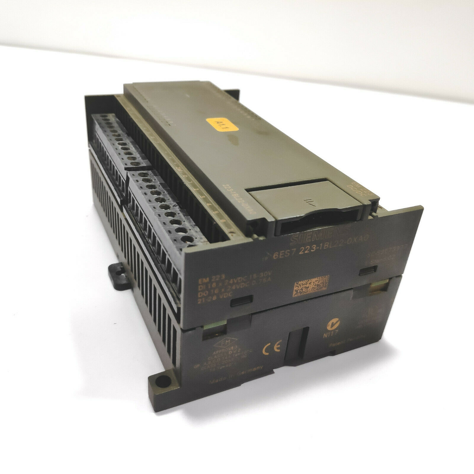 SIEMENS 6ES7223-1BL22-0XA0 DIGITAL I/O MODULE