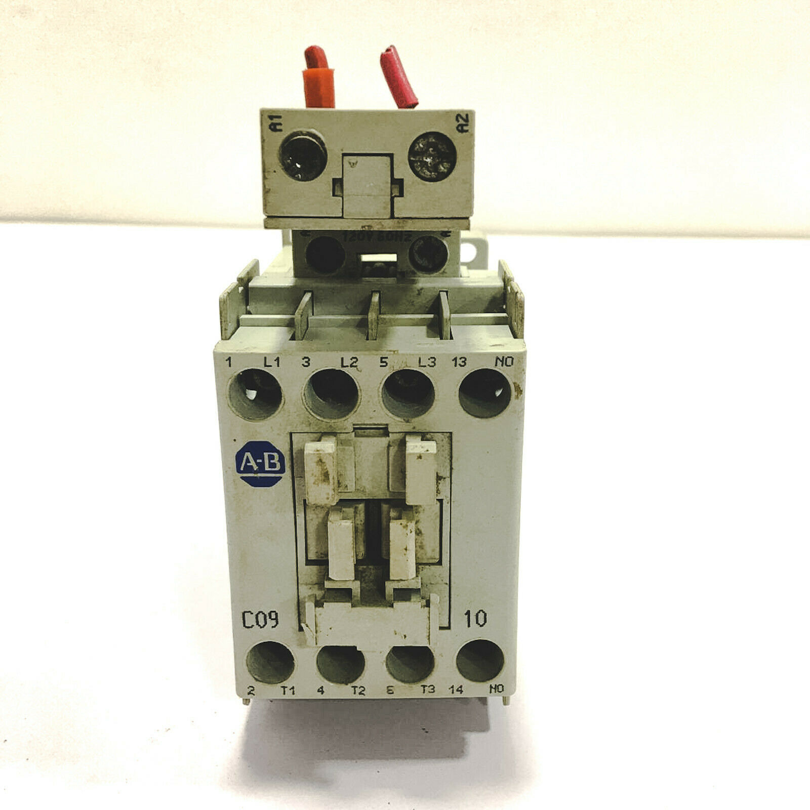 ALLEN BRADLEY 100-C09*10 100 SERIES 100 VAC COIL 9 AMP CONTACTOR