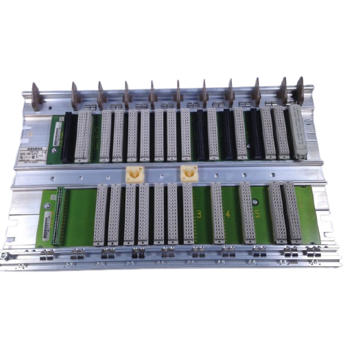 SIEMENS 6ES5700-3LA12 MOUNTING RACK