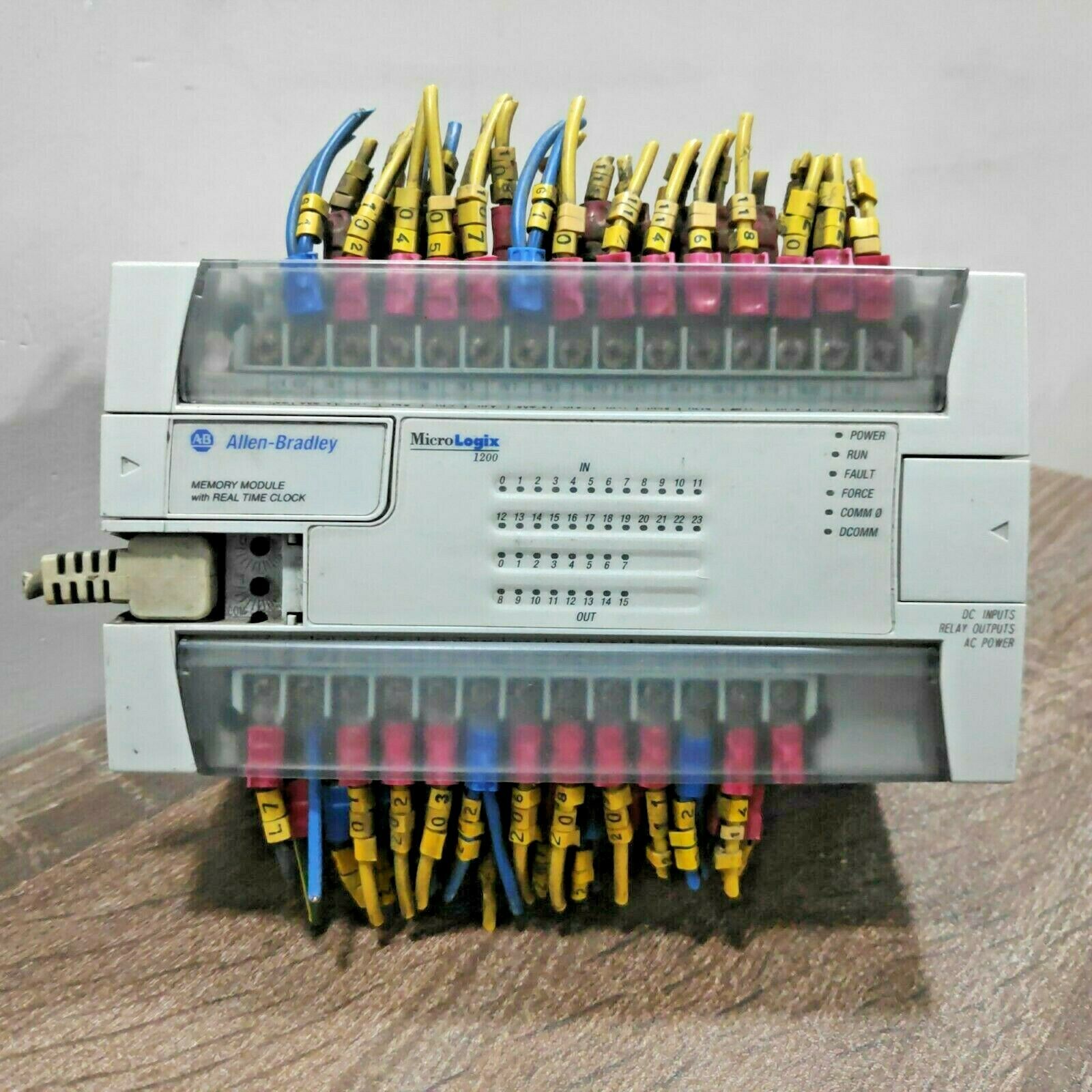 ALLEN BRADLEY 1762-L40BWA MICROLOGIX 1200 PLC MODULE
