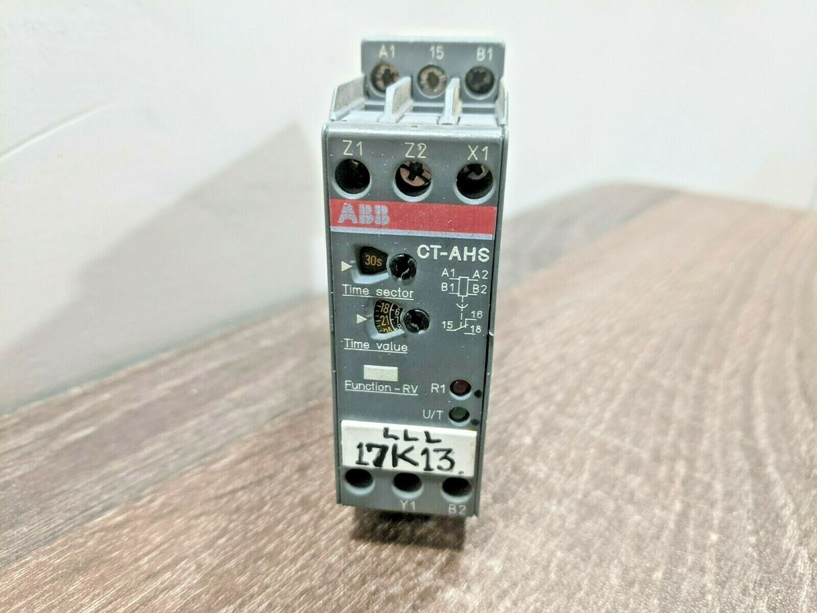 ABB 1SVR430113R0100 TIME DELAY RELAY