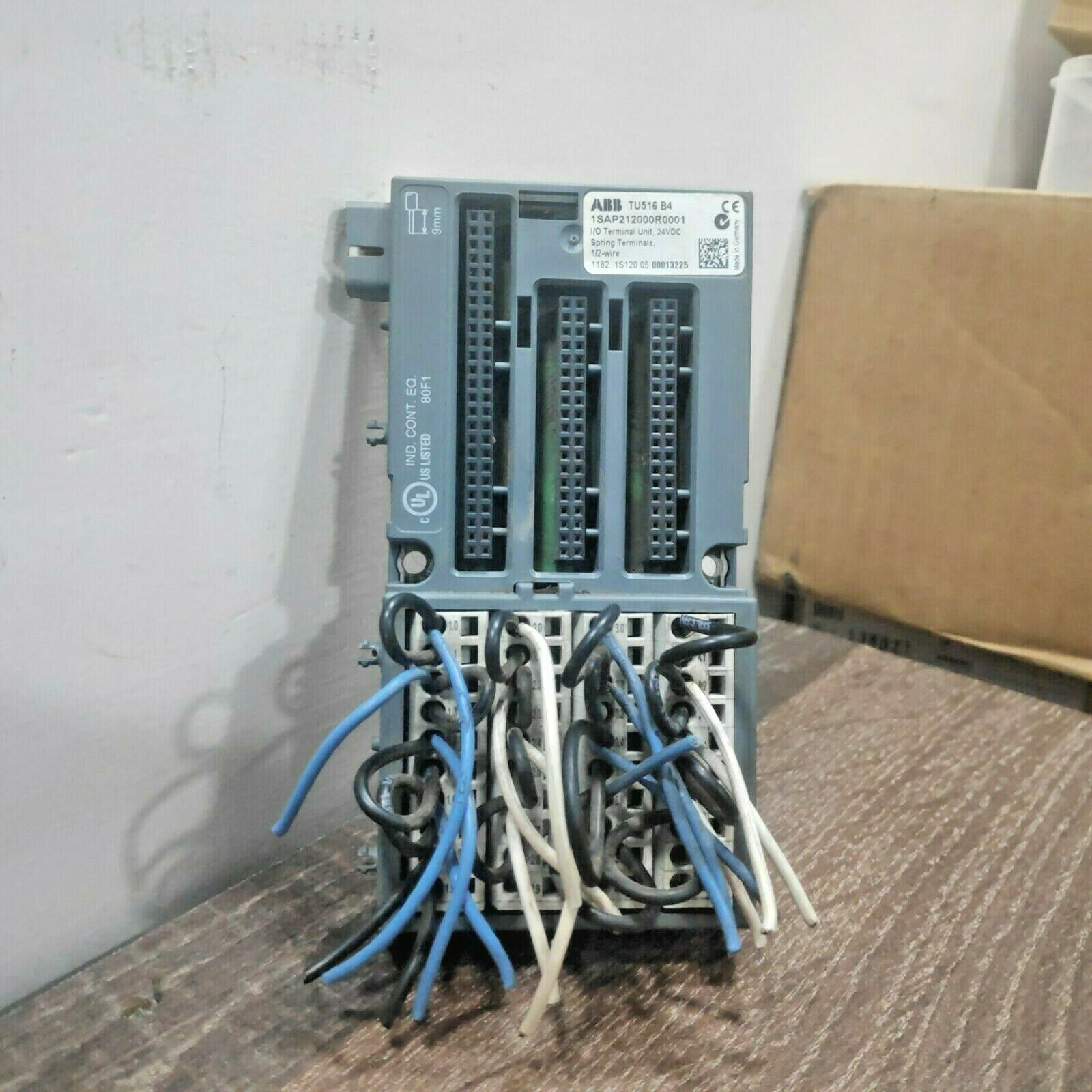 ABB 1SAP212000R0001 TU516 TERMINAL UNIT
