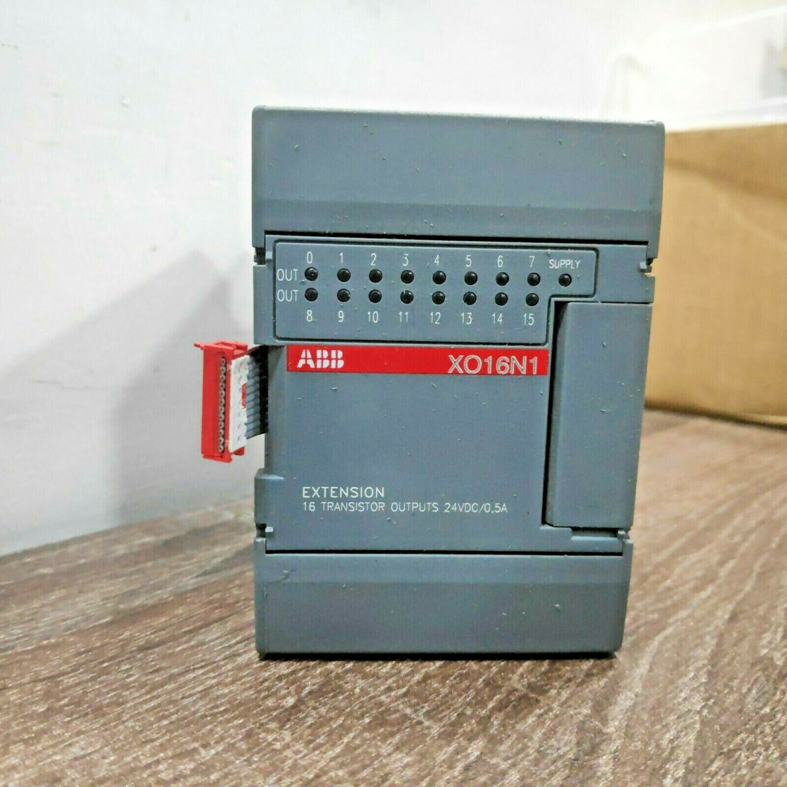 ABB 1SBP260105R1001 XO16N1 16 OUTPUT MODULE