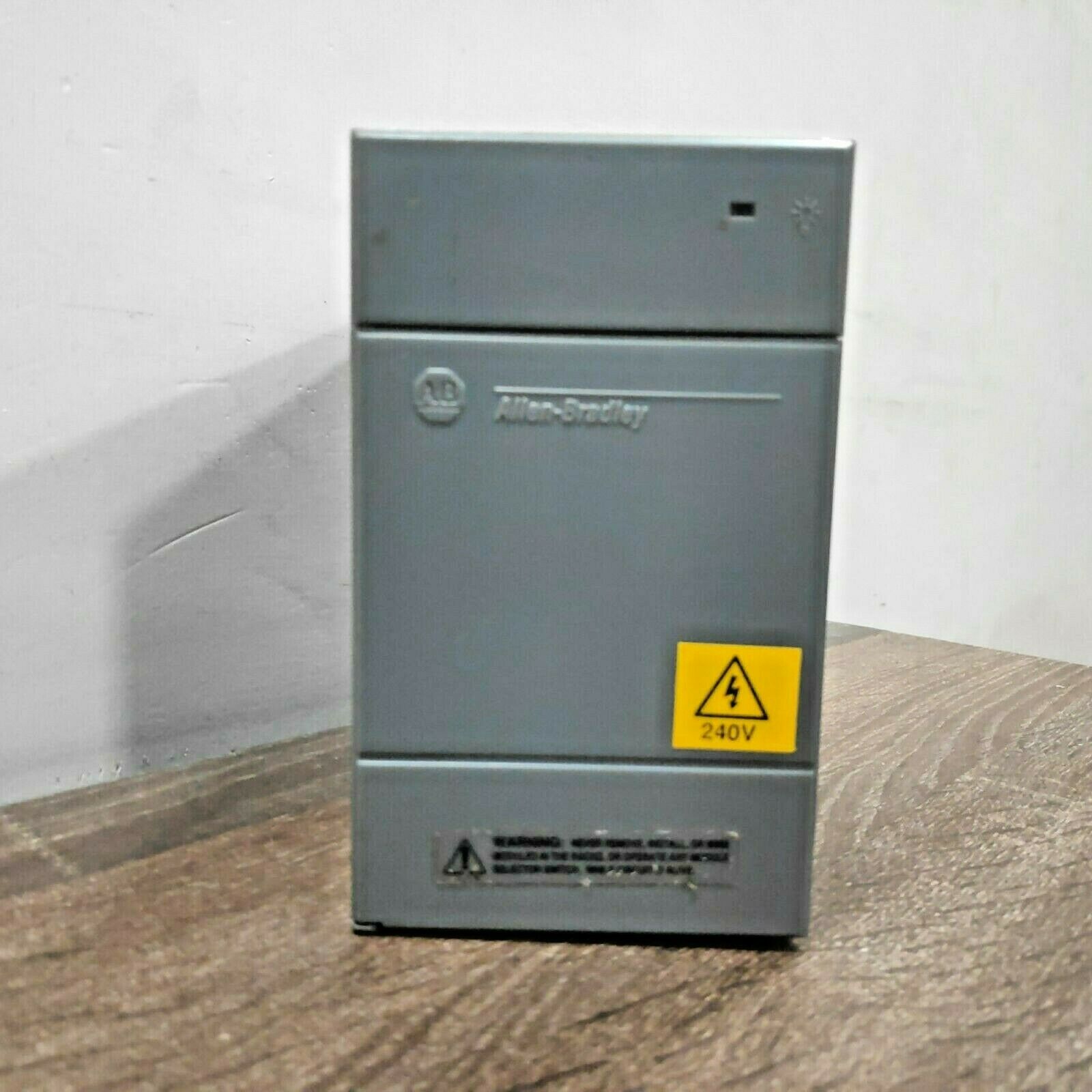 ALLEN BRADLEY 1746-P2 SER.C SLC 500 POWER SUPPLY
