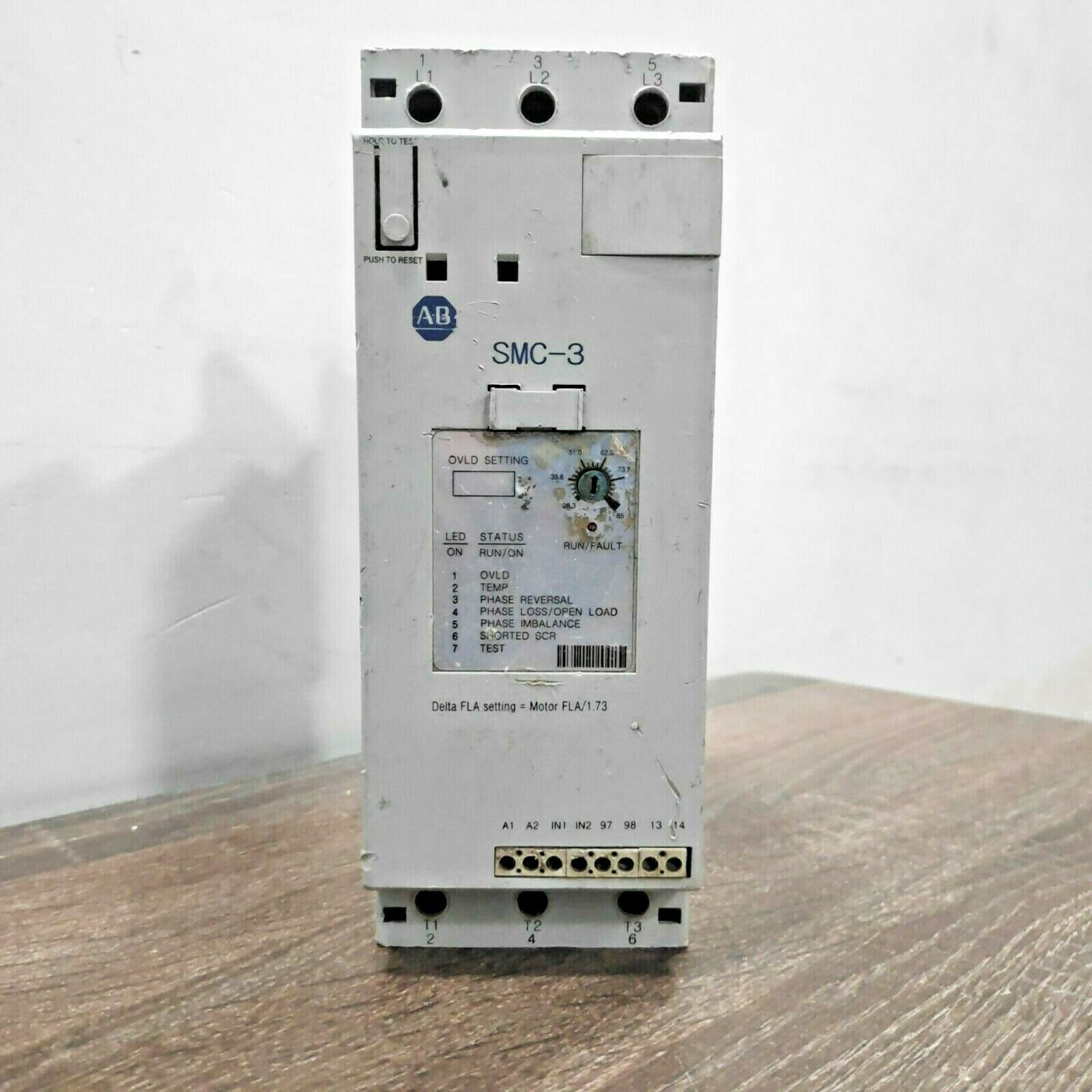 ALLEN BRADLEY 150-C85NBD SER.B SMC-3 SMART MOTOR CONTROLLER