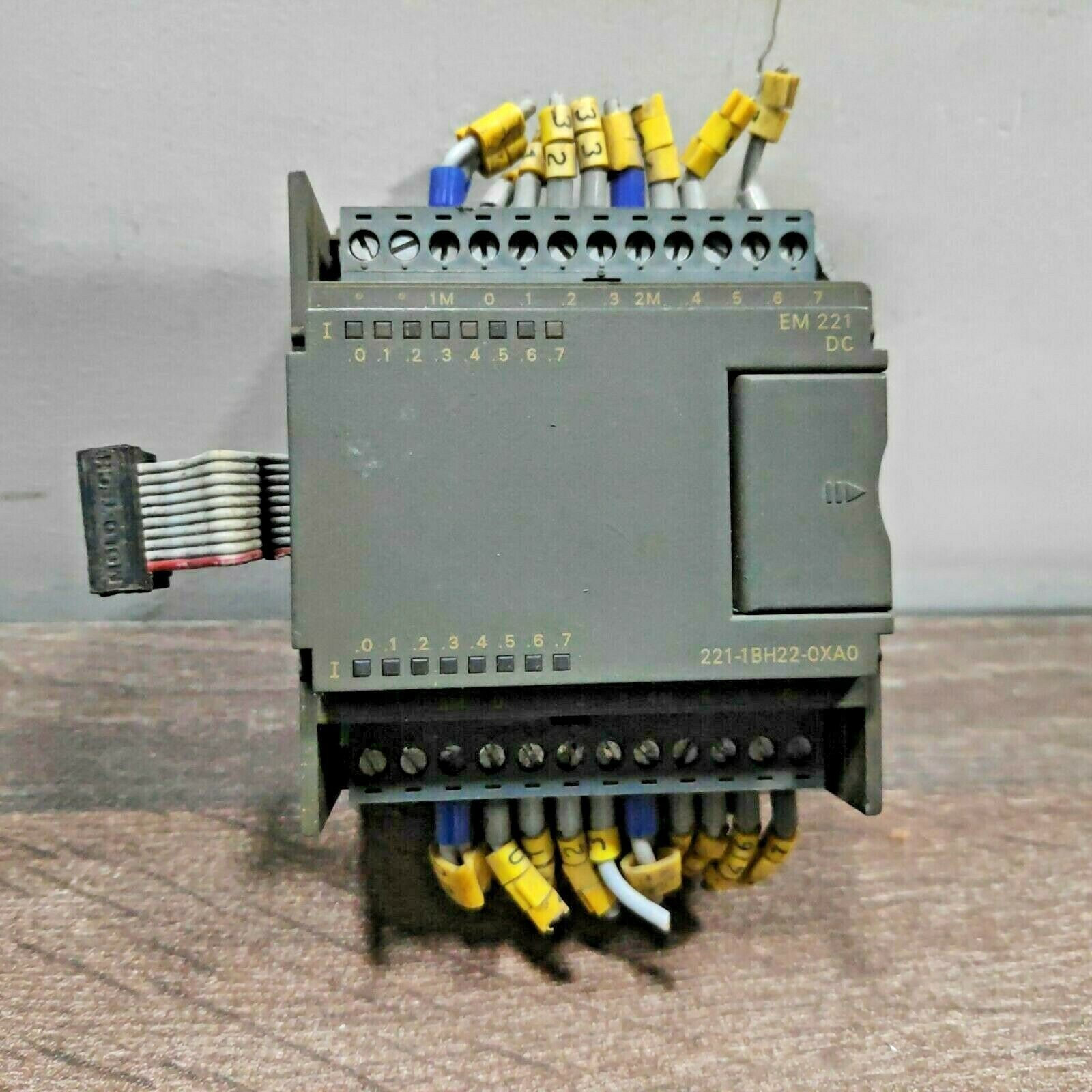 SIEMENS 6ES7221-1BH22-0XA0 SIMATIC S7-200 EM 221 DIGTAL INPUT MODULE
