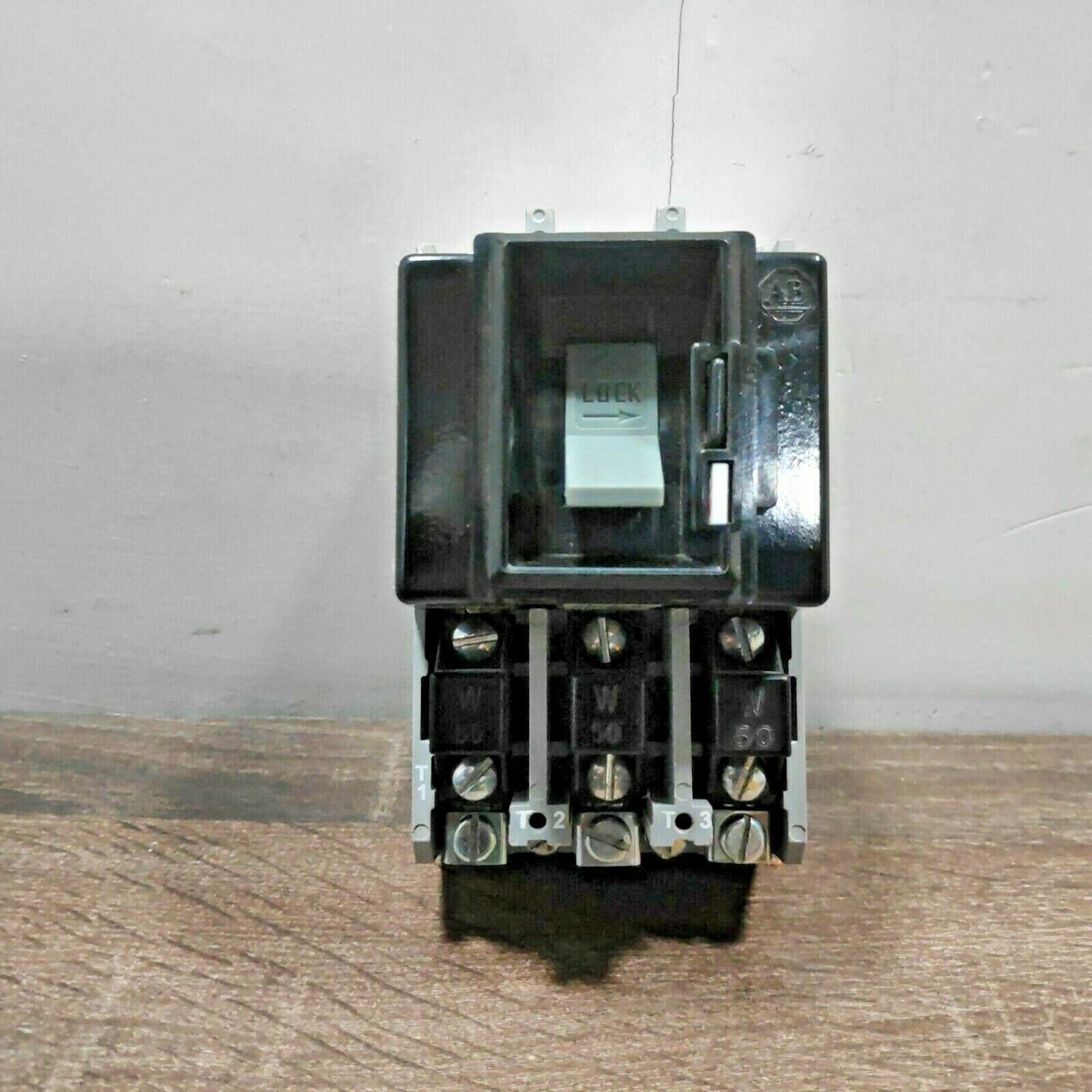ALLEN BRADLEY 609T-BOW SER.G 3 PHASE NEMA 1 MANUAL STARTING SWITCH