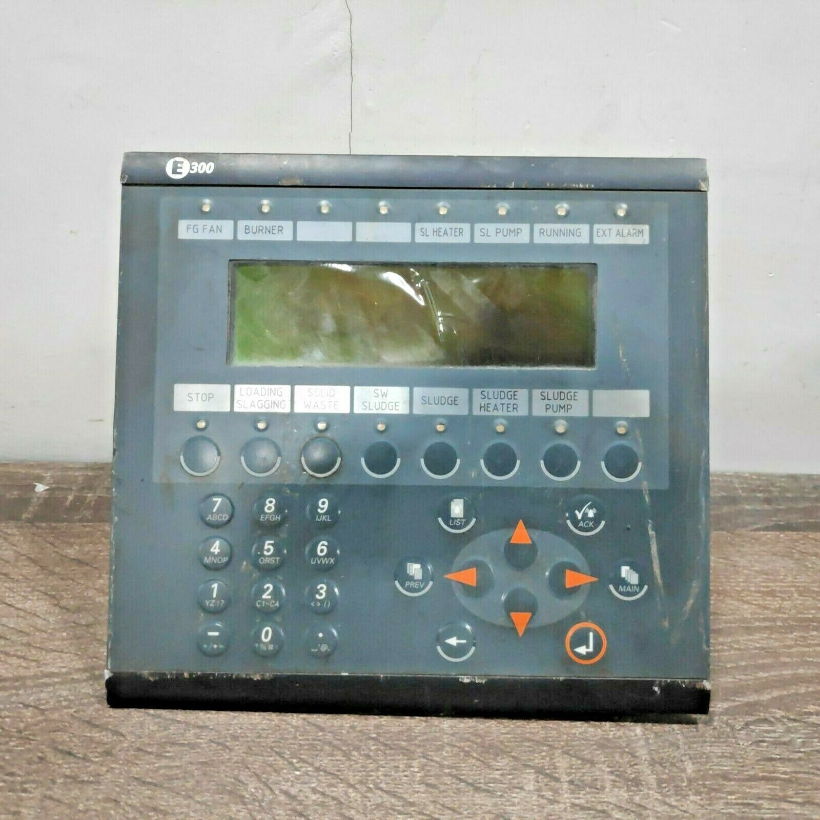 BEIJER E300 OPERATOR INTERFACE