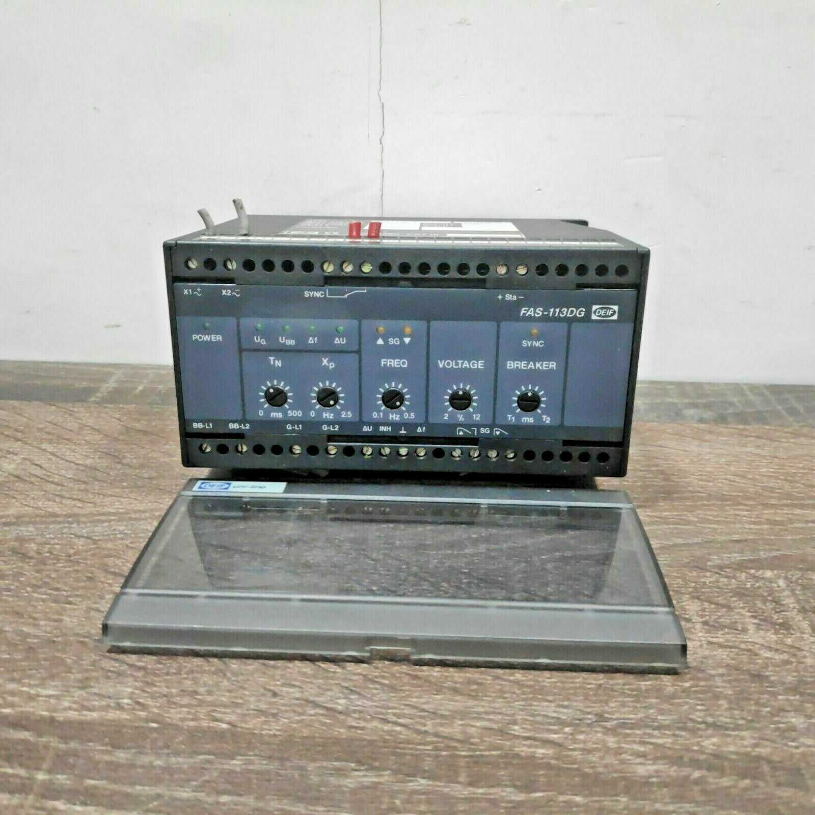 DEIF FAS-113DG 100012048.30 400VAC CONTROLLER SYNCHRONISER