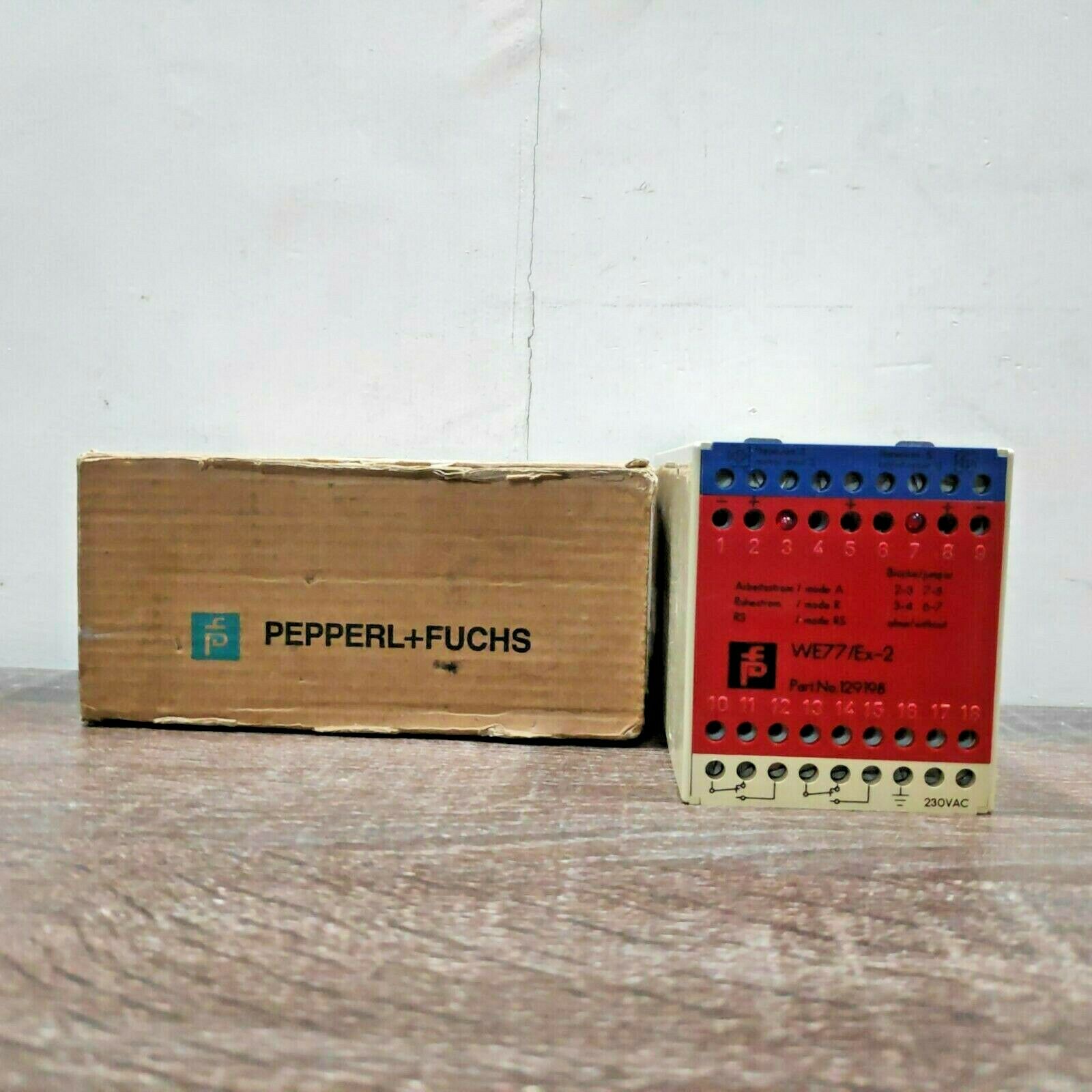 PEPPERL & FUCHS WE 77/EX-2 230V SWITCH AMPLIFIER