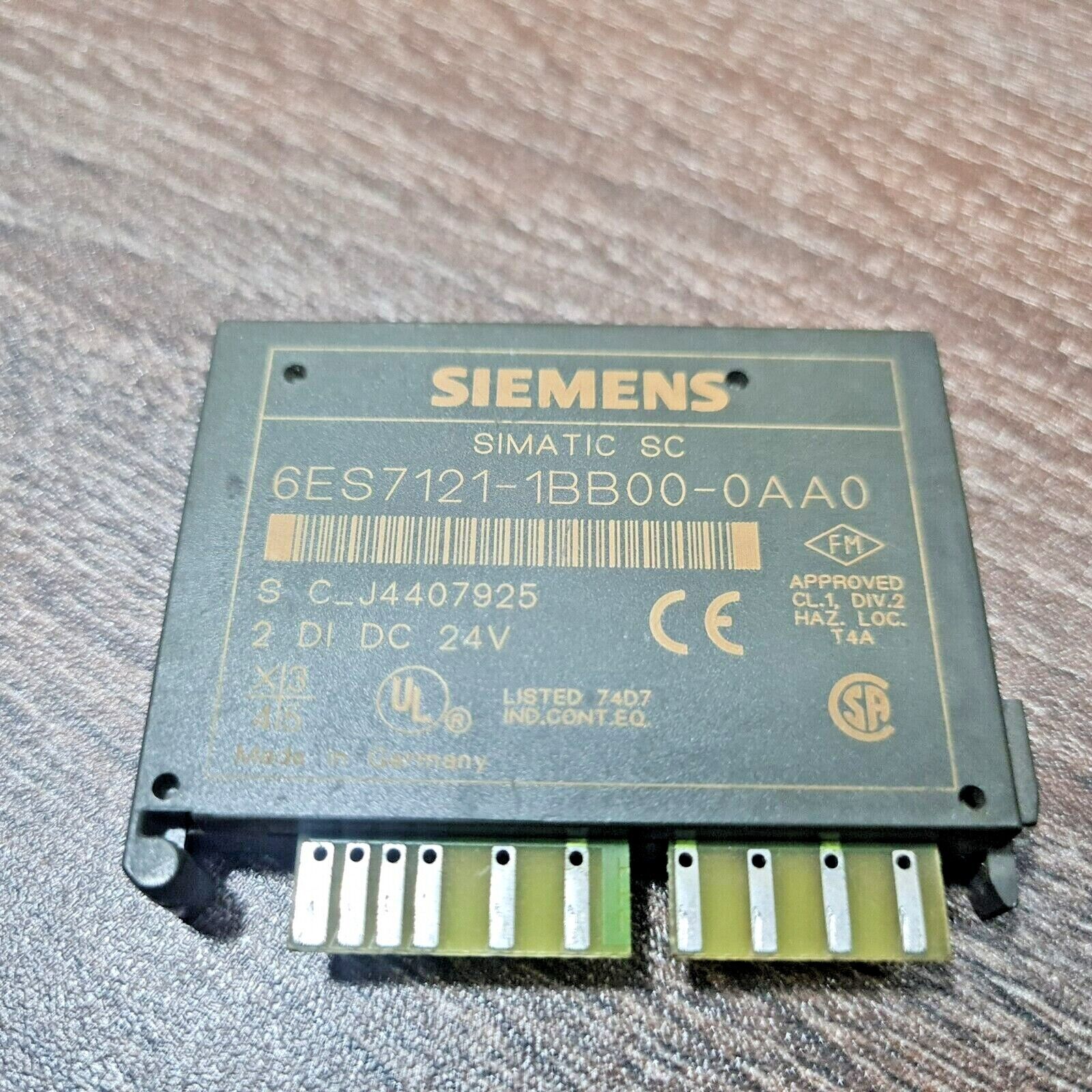 SIEMENS 6ES7121-1BB00-0AA0 SIMATIC SC DIGITAL INPUT SUBMODULE