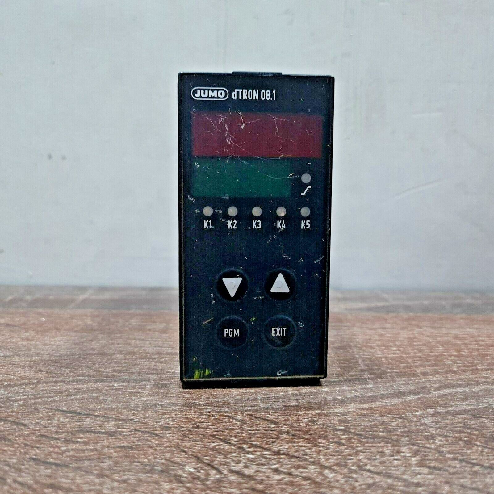JUMO 703031/40-044-101-00-101 dTRON08.1 MICROPROCESS CONTROLLER