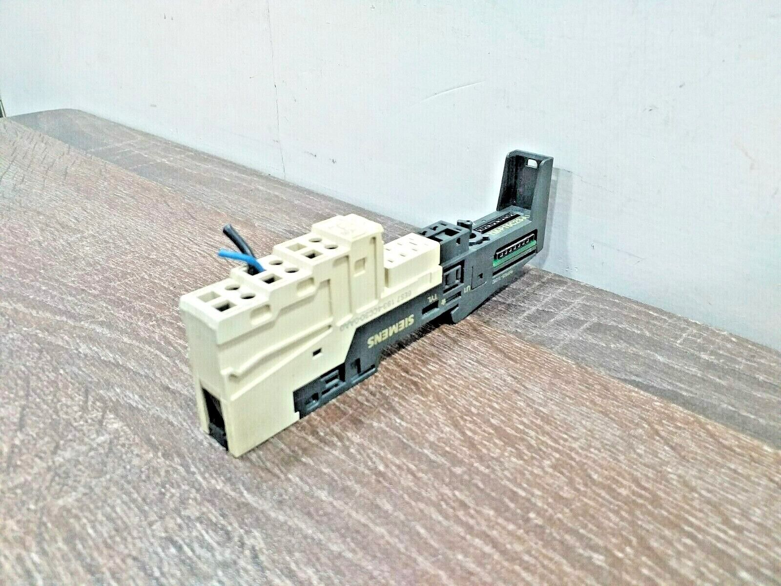 SIEMENS 6ES7193-4CC30-0AA0 SIMATIC DP TERMINAL MODULE