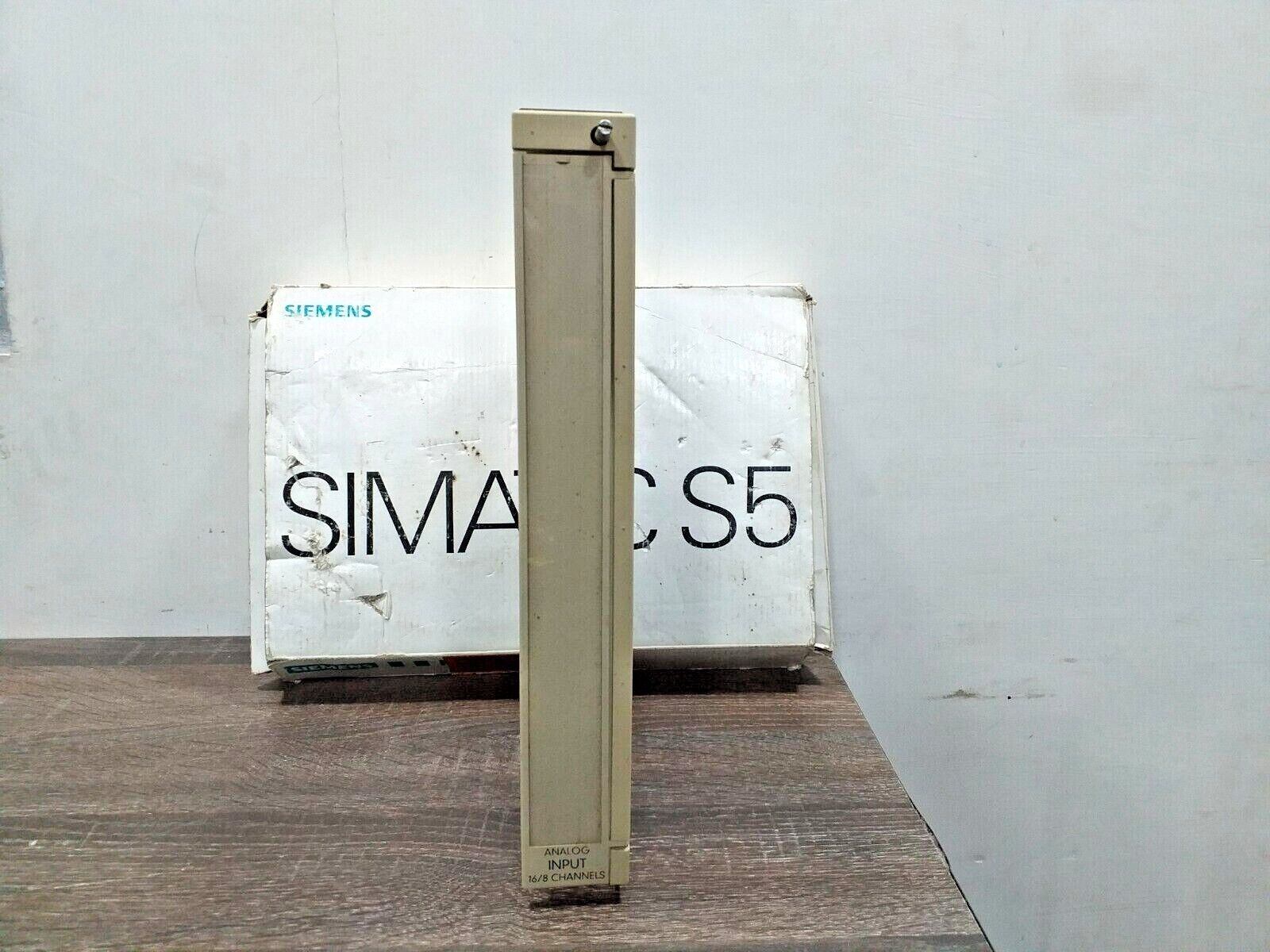 SIEMENS 6ES5465-7LA11 SIMATIC S5 465 ANALOG INPUT MODULE