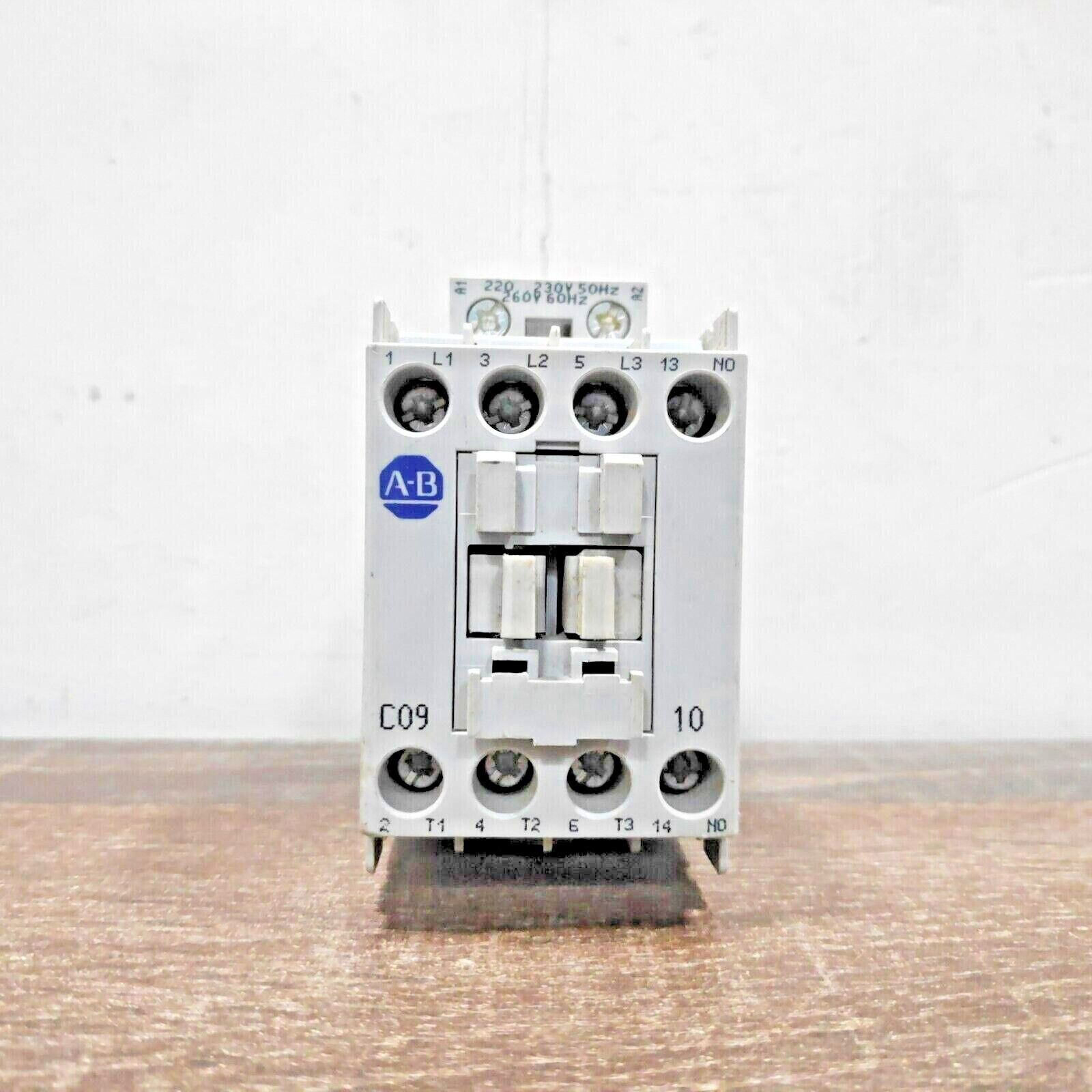 ALLEN BRADLEY 100-C09*10 SER.A