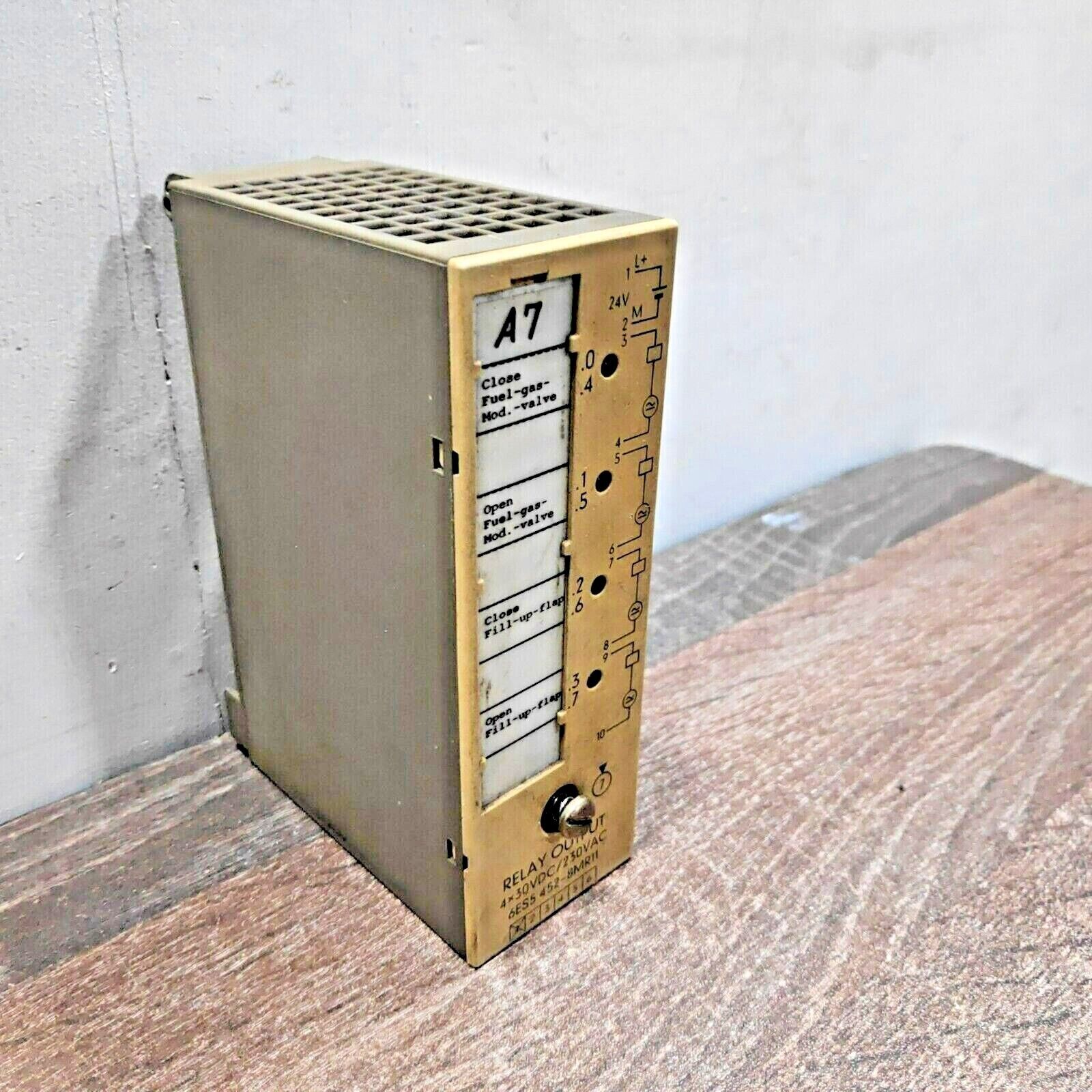 SIEMENS 6ES5452-8MR11