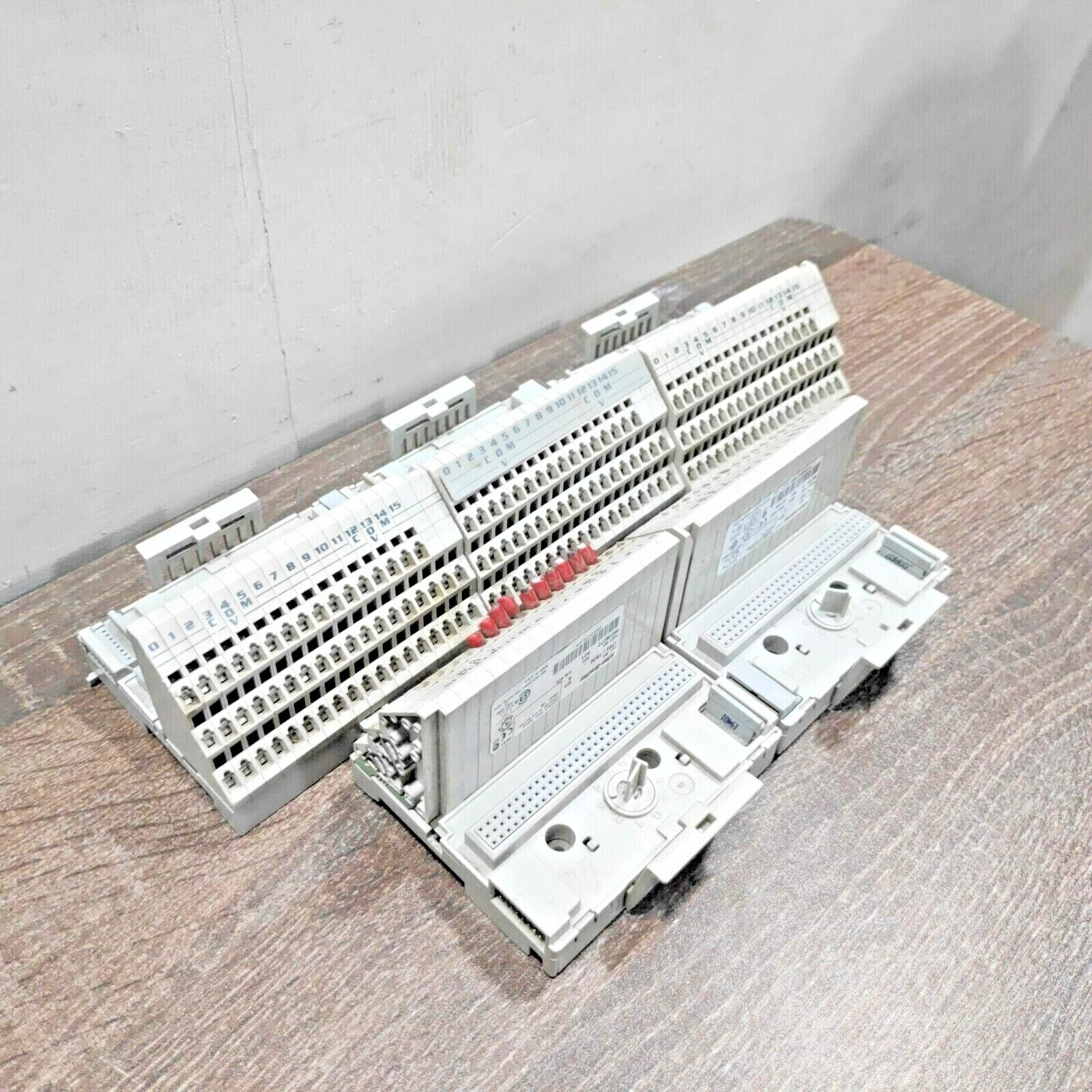 ALLEN BRADLEY 1794-TB3S SER.A FLEX I/O
