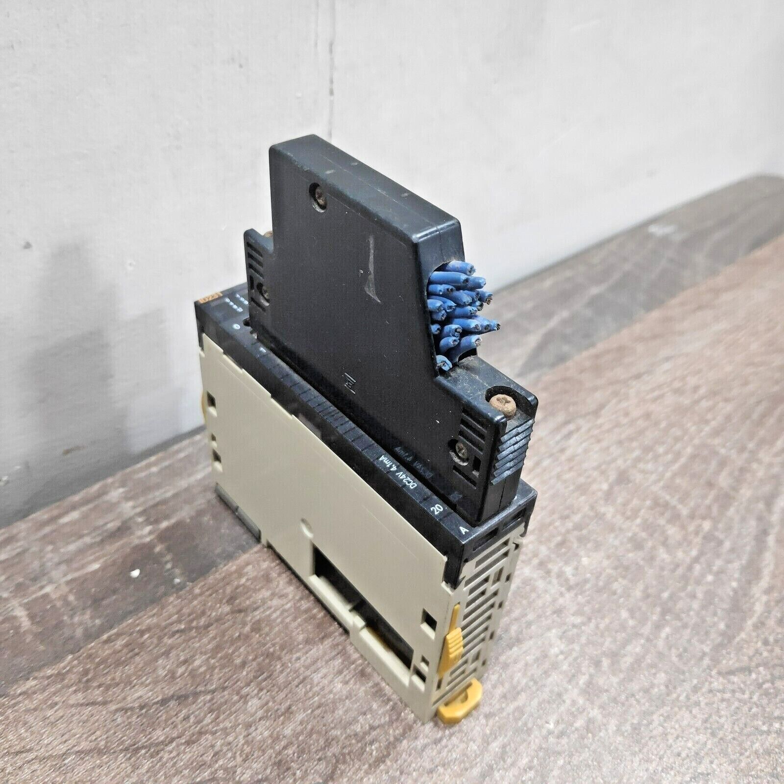 OMRON CJ1W-ID231