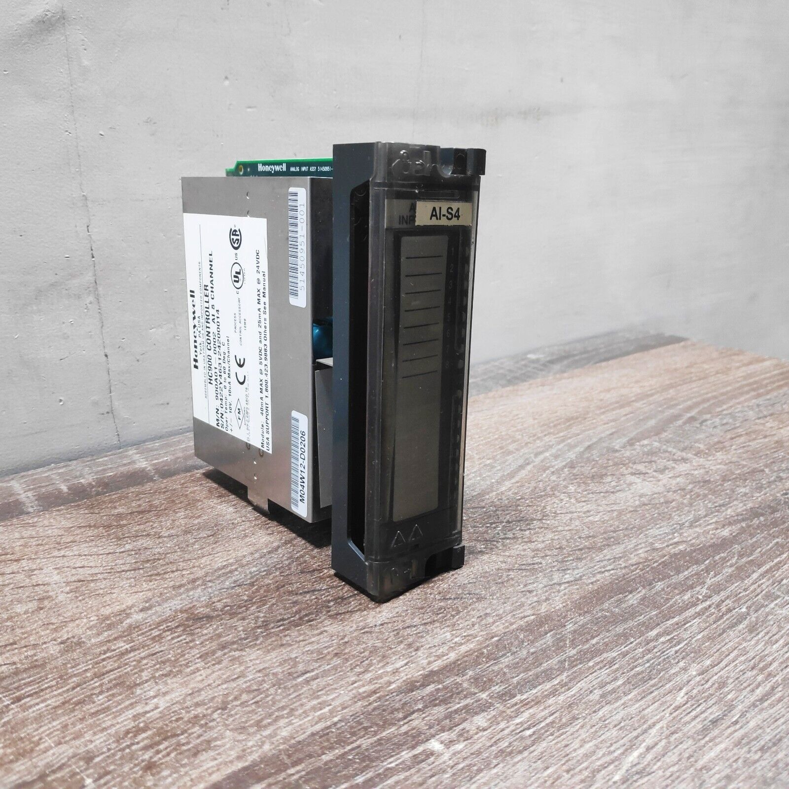 HONEYWELL 900A01-0002 HC900