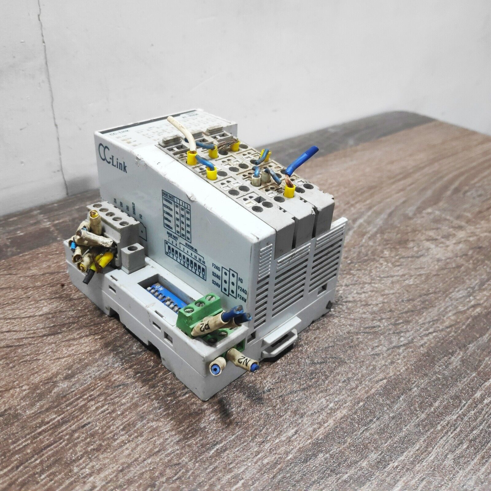 CC-LINK CREVIS AT-R334