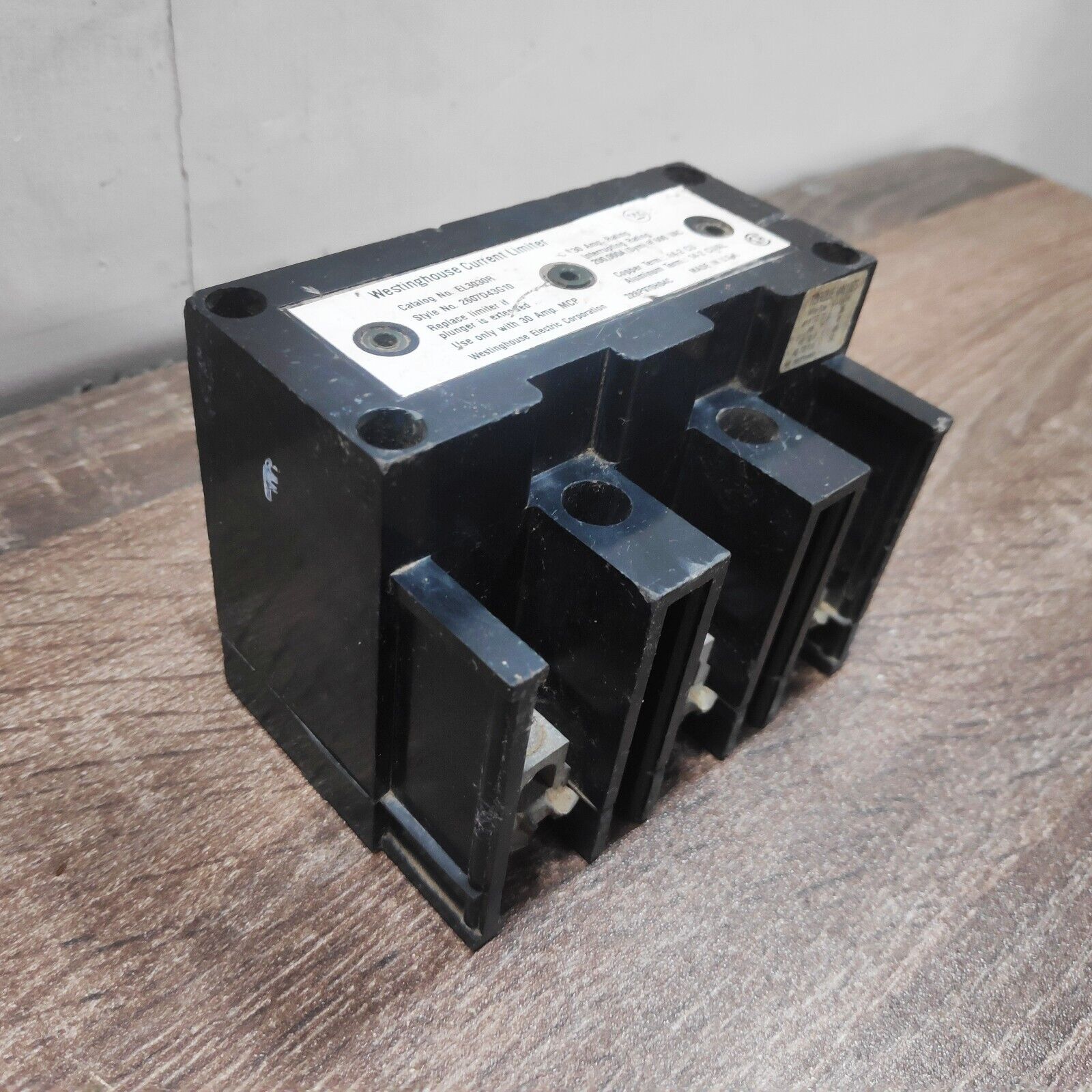  Eaton Corporation Cutler Hammer EL3030R - Current Limiter