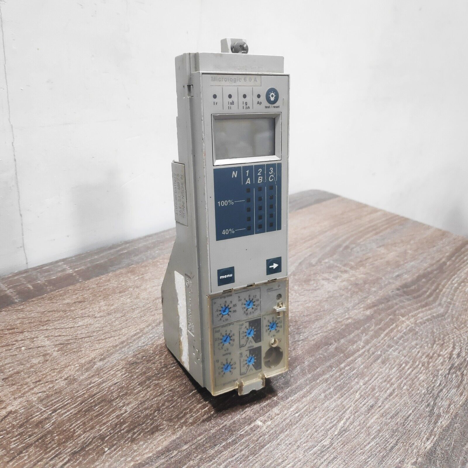 MERLIN GERIN 33073 MICROLOGIC 6.0 A