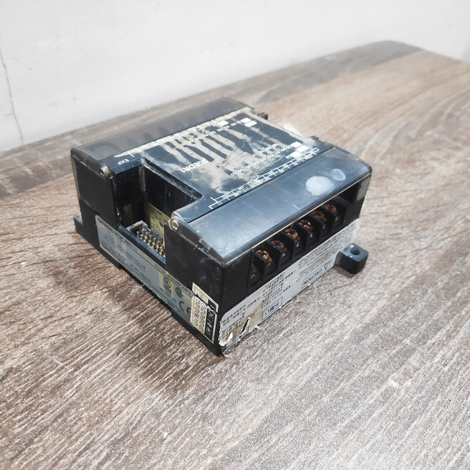 OMRON CP1W-20EDR1