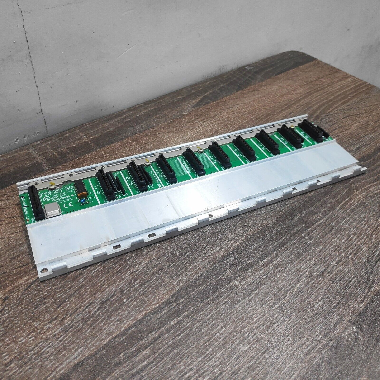 YOKOGAWA F3BU09 (F3BU09-0N)