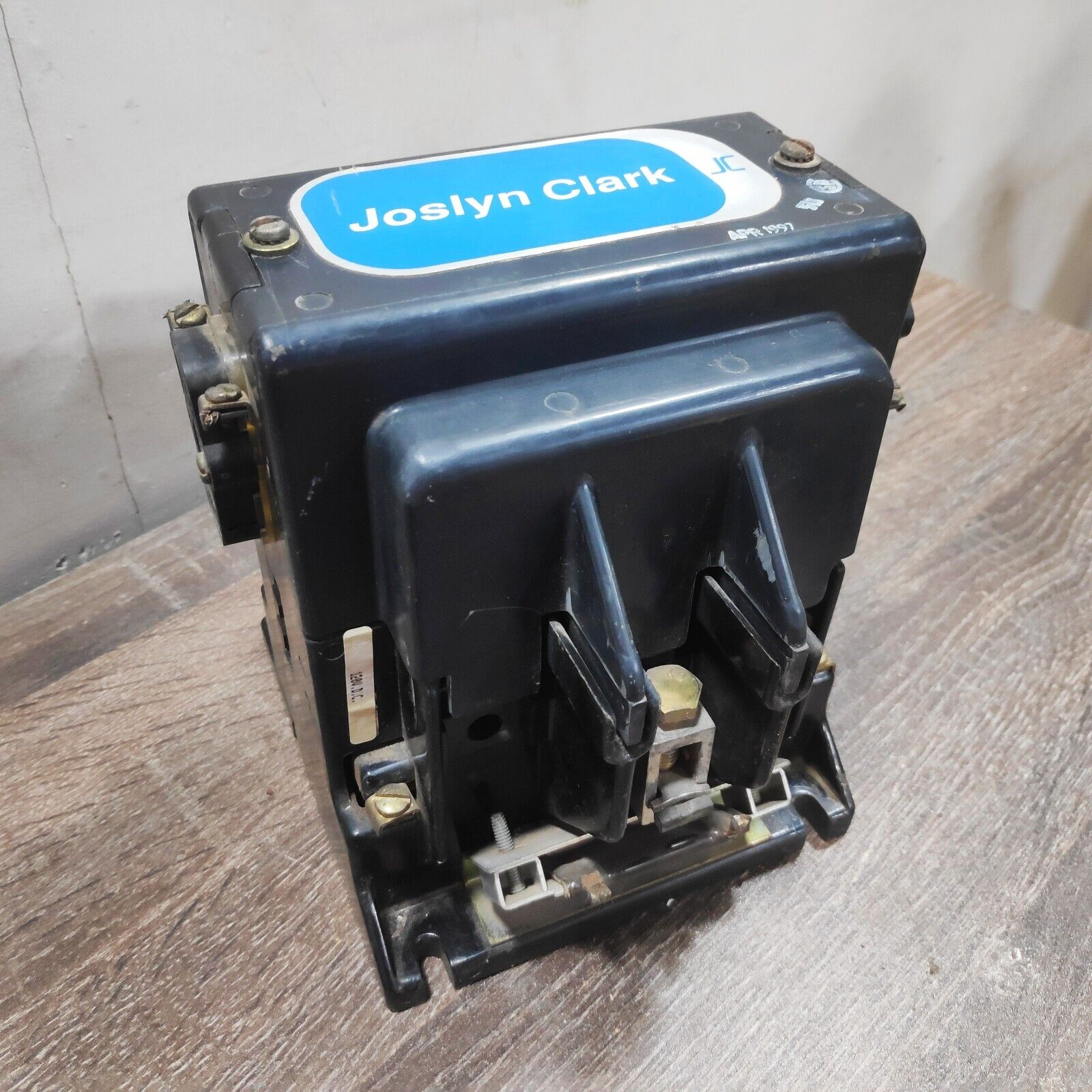  Danaher Controls Joslyn Clark 5DP3-10100 - 1 Pole Contactor