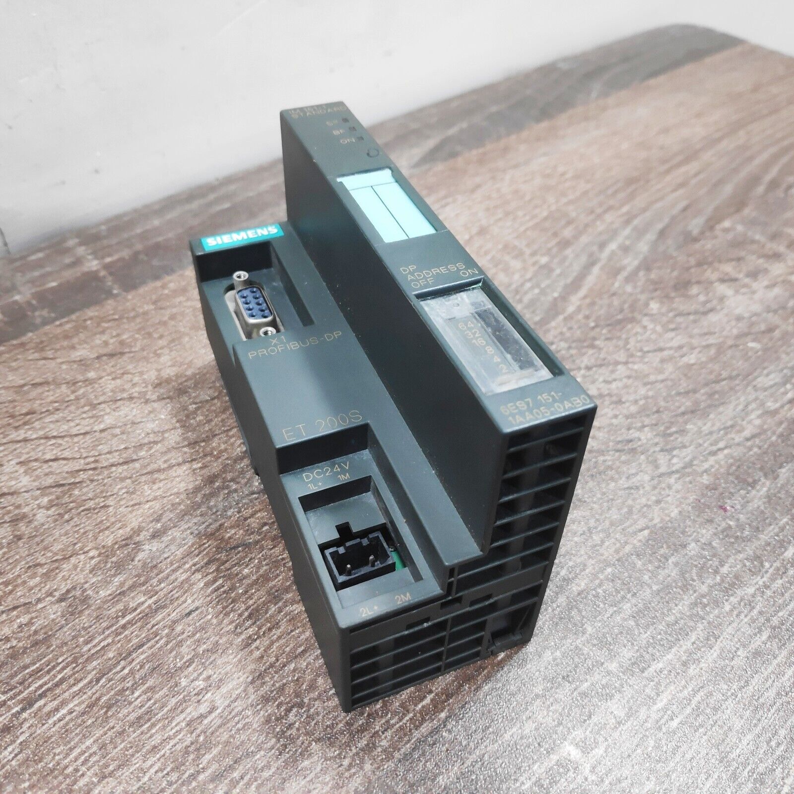 SIEMENS 6ES7151-1AA06-0AB0 INTERFACE MODULE