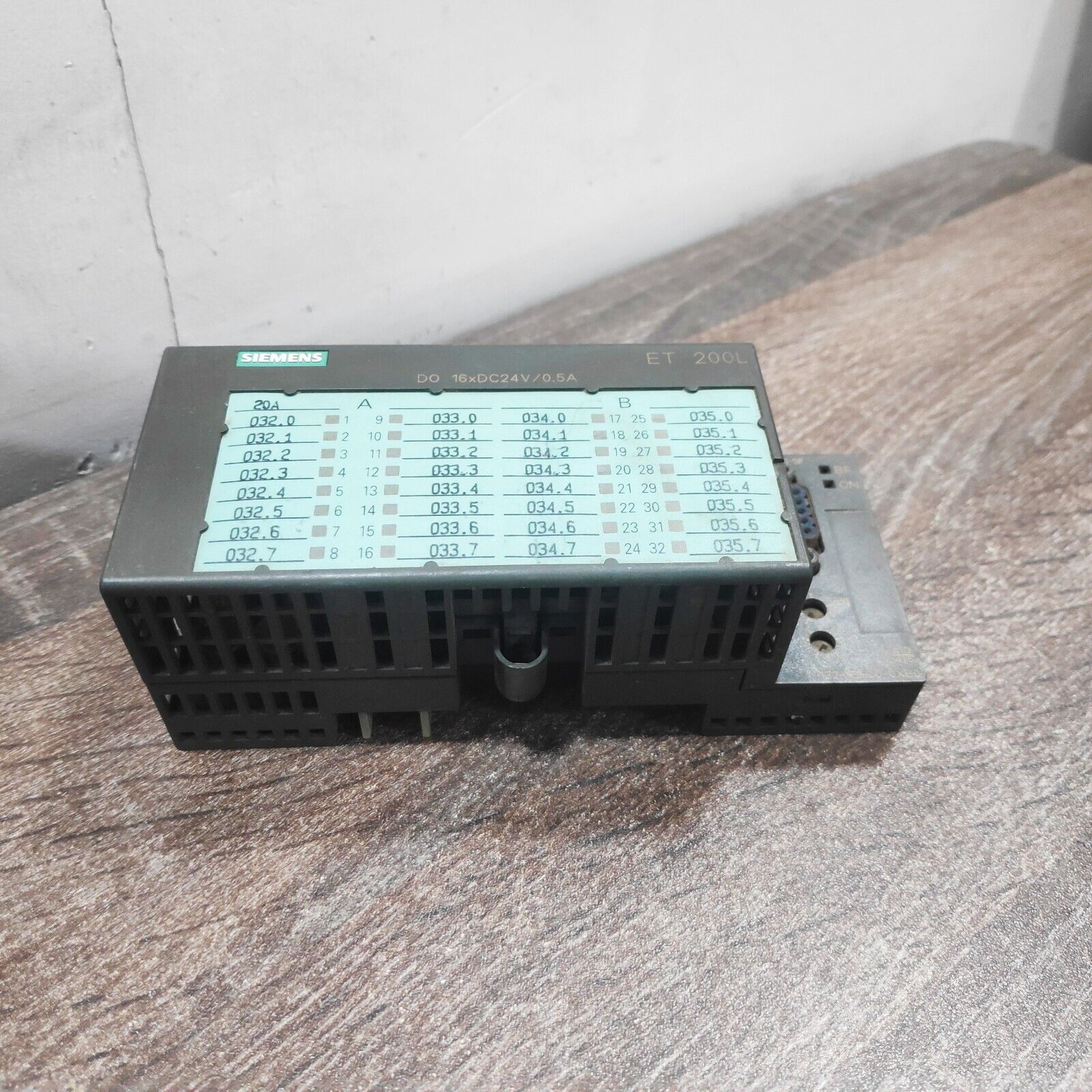 Siemens 6ES7132-1BH00-0XB0 - Electronic Module for Et 200l 16 Do