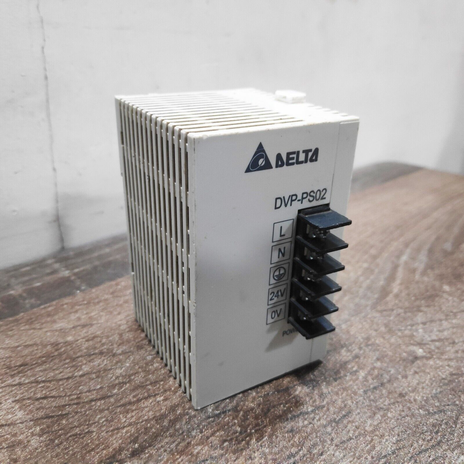 DELTA ELECTRONICS DVPPS02 POWER SUPPLY MODULE 85-264V 24V CHASSIS MOUNT DIN RAIL 2A 48W 0C~55C
