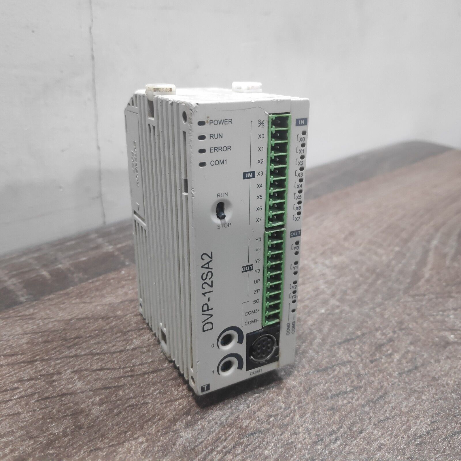 DELTA ELECTRONICS DVP12SA211T PLC CONTROLLER DVP-S CPU 8DI/4DO SA2 TRANSISTOR OUTPUT 24VDC 16K STEPS RS-232 & RS-485 PORTS COMPATIBLE WITH MODBUS ASCII/RTU PROTOCOL MASTER OR SLAVE