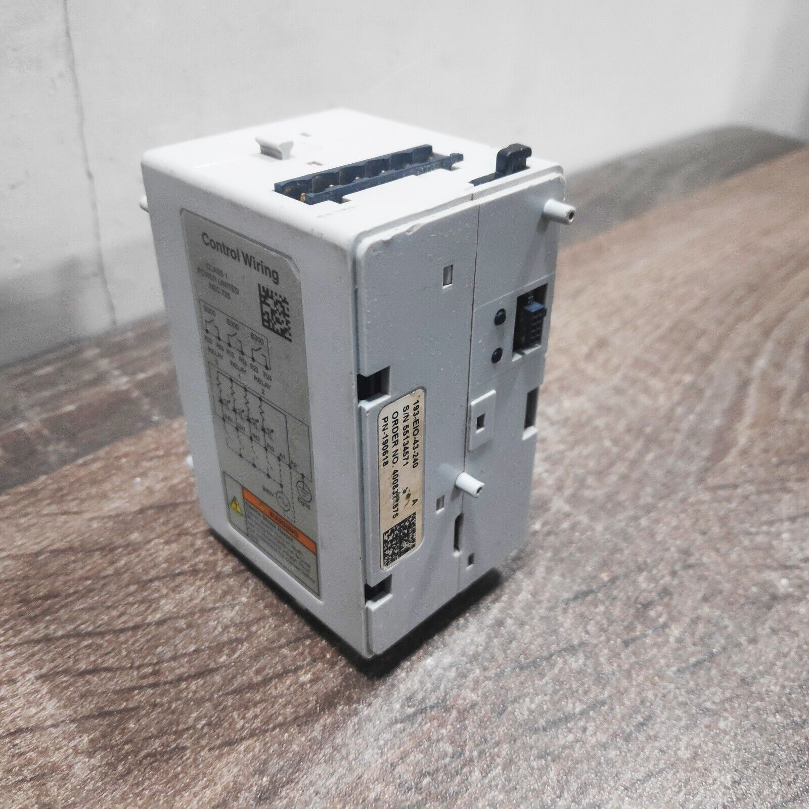 ALLEN BRADLEY 193-EIO-43-240 SER.A