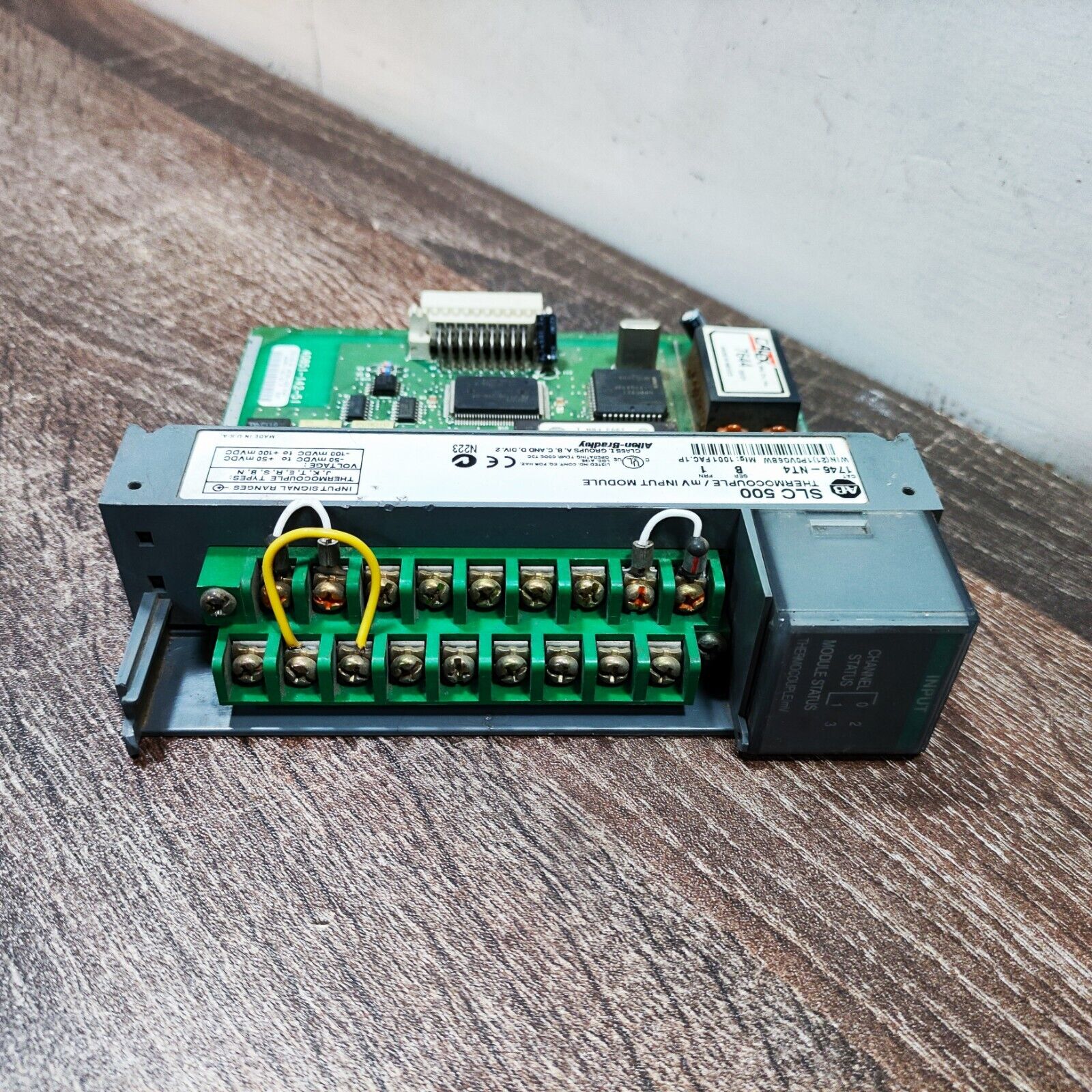 ALLEN BRADLEY 1746-NT4 SER.B