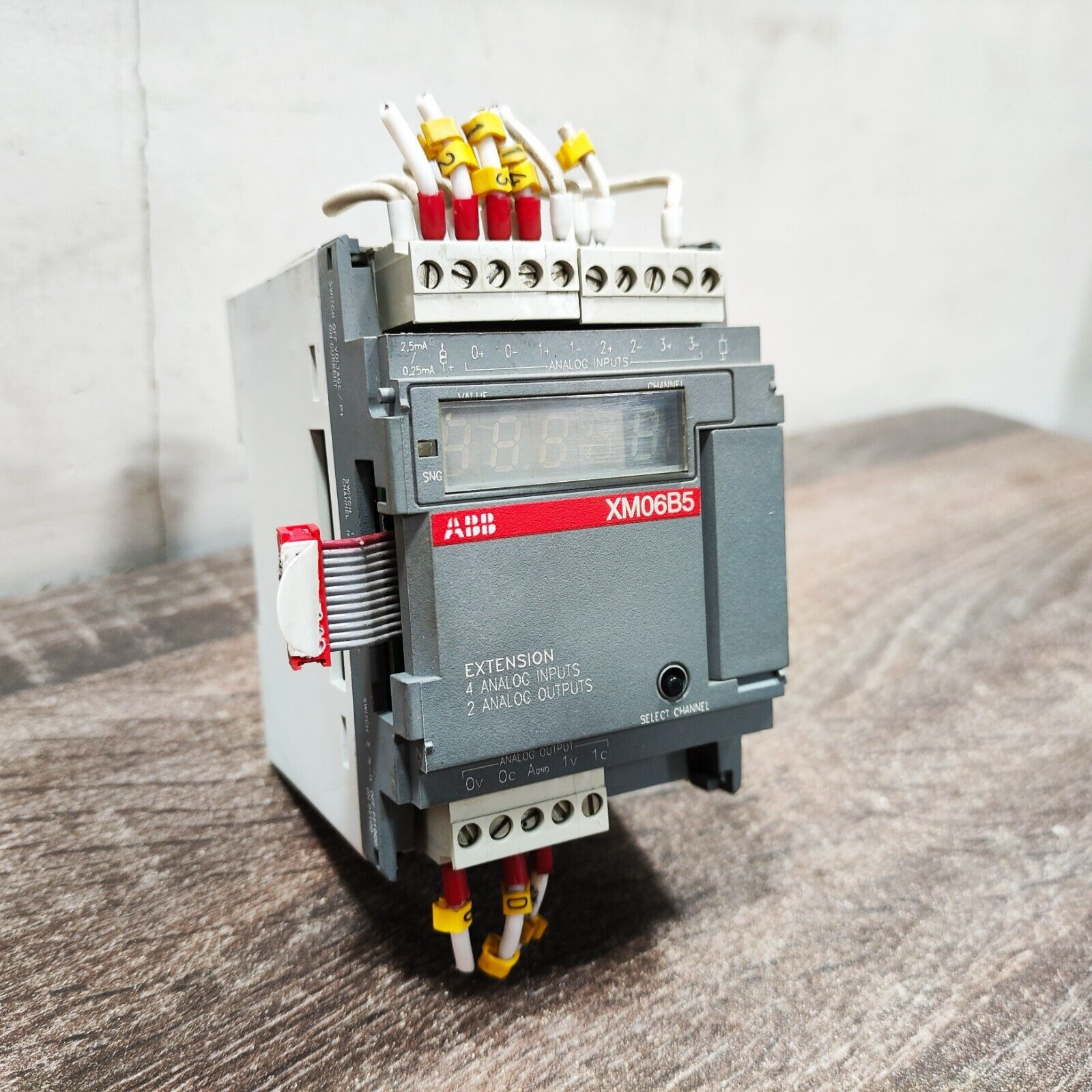 ABB 1SBP260103R1001 XM06B5