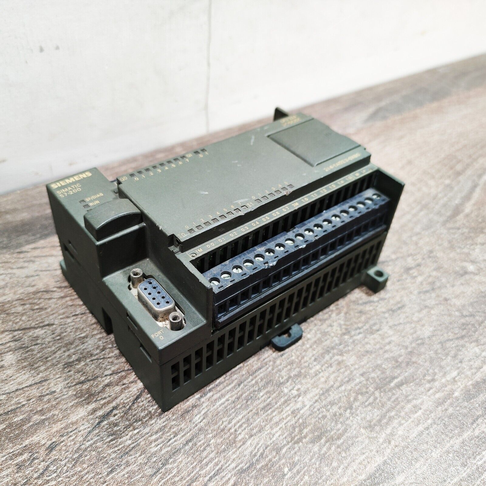 SIEMENS 6ES7214-1AD23-0XB0 CPU MODULE