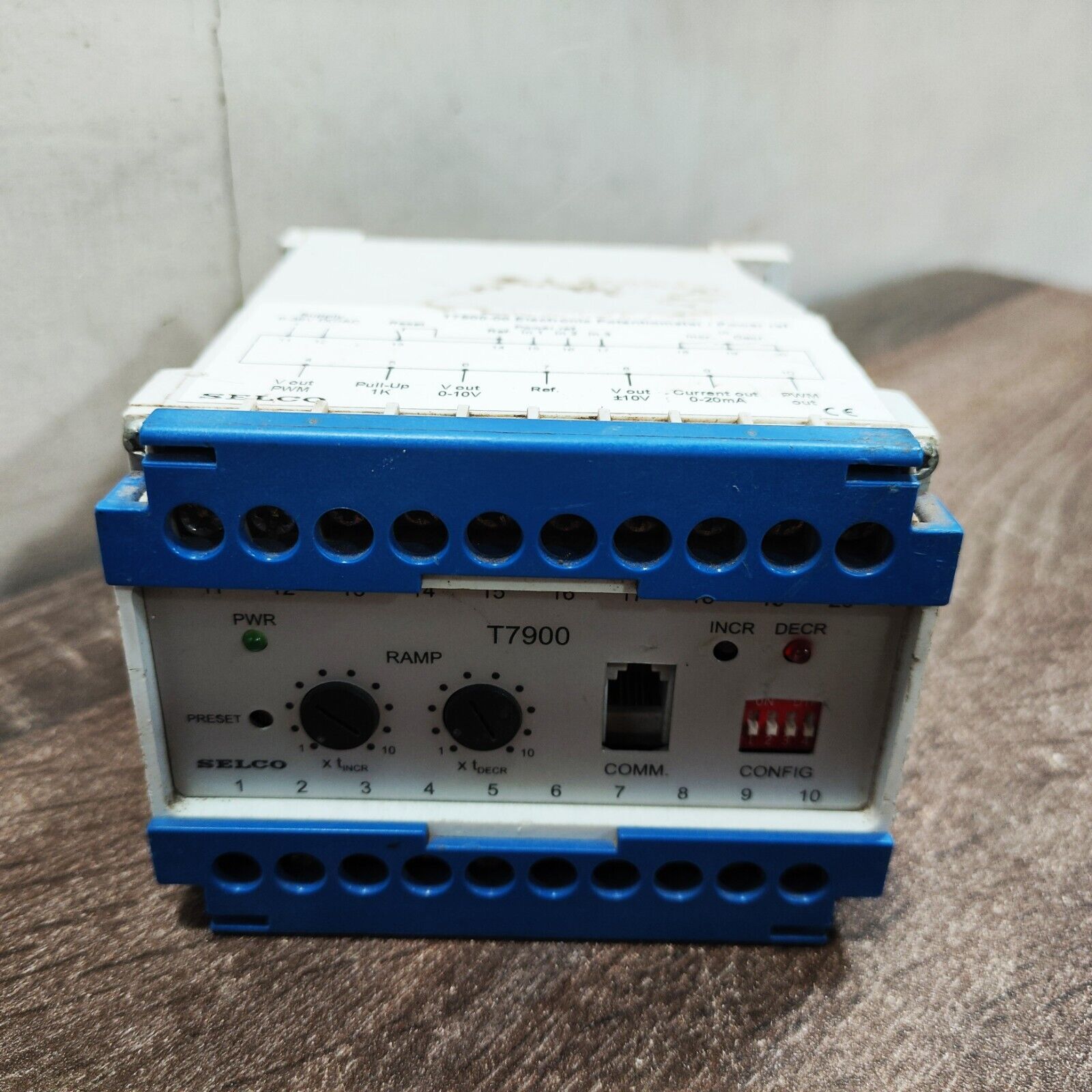 SELCO T7900-00 Electronic Potentiometer