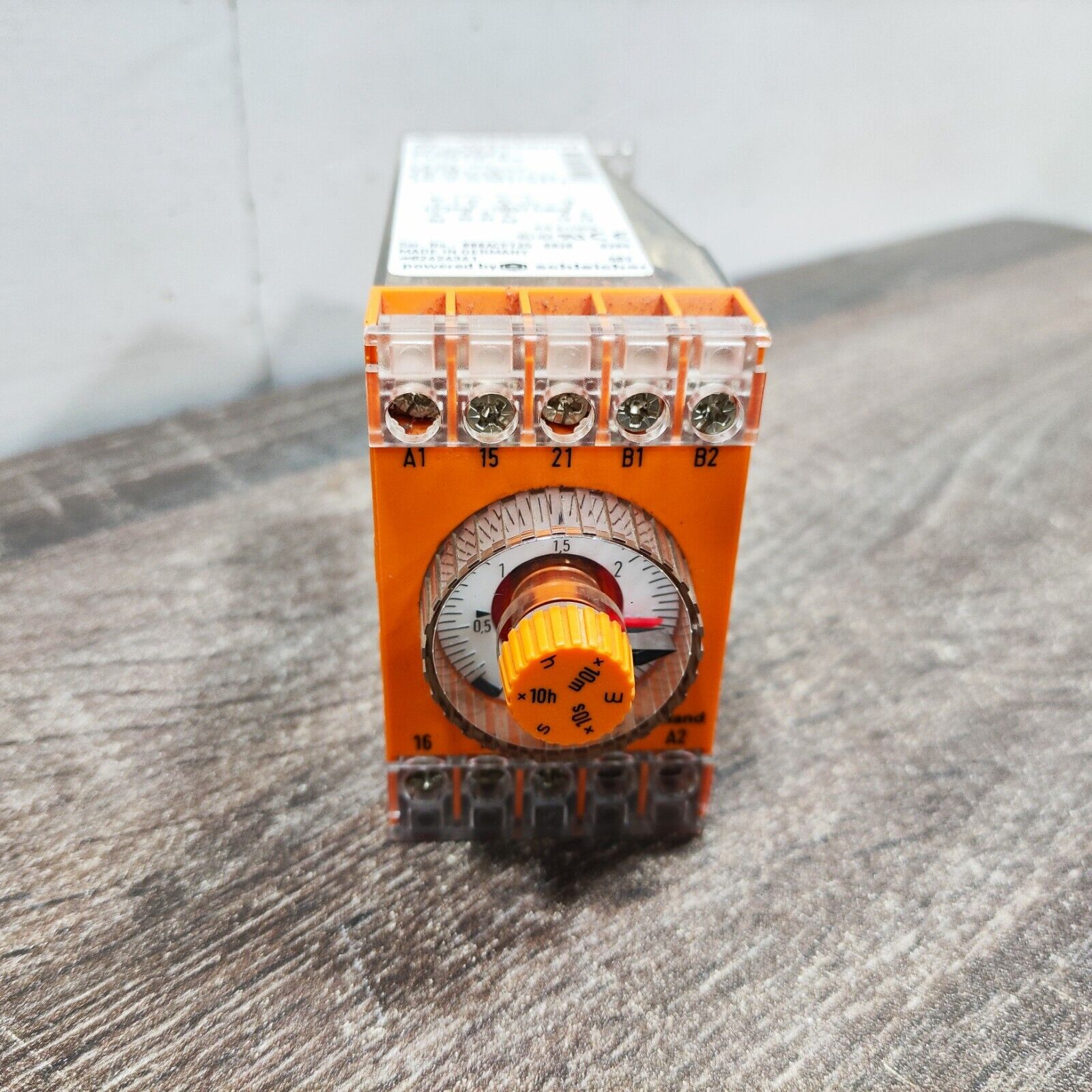 SCHLEICHER SZA52-S 30H AC 230V 50/60HZ TIMER RELAY