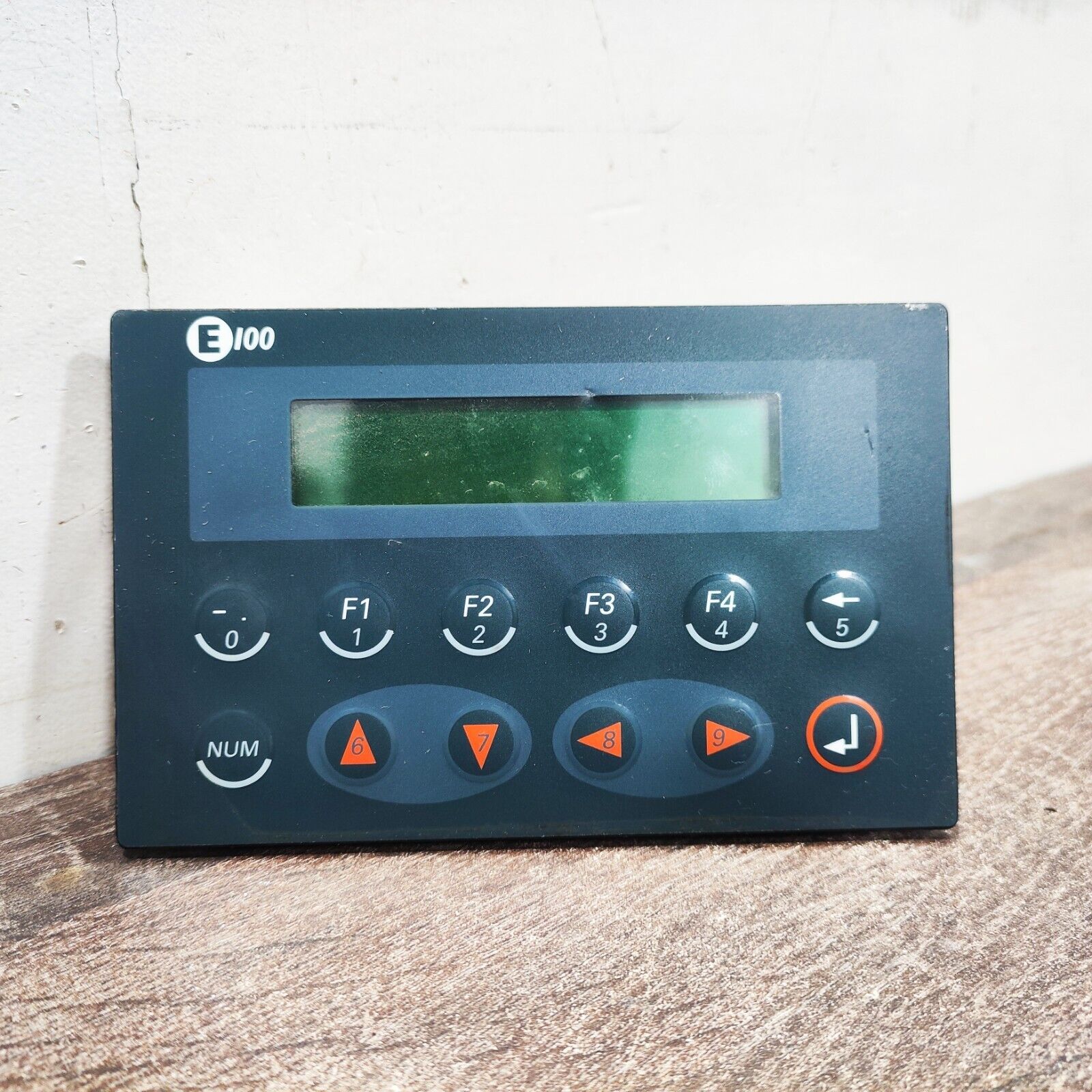 BEIJER ELECTRONICS E100 OPERATOR INTERFACE LCD BACKLIT 64KB FLASH RAM
