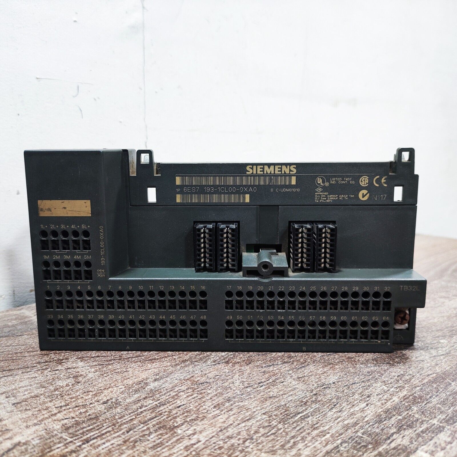 Siemens 6ES7193-1CL00-0XA0 - Terminal Block 