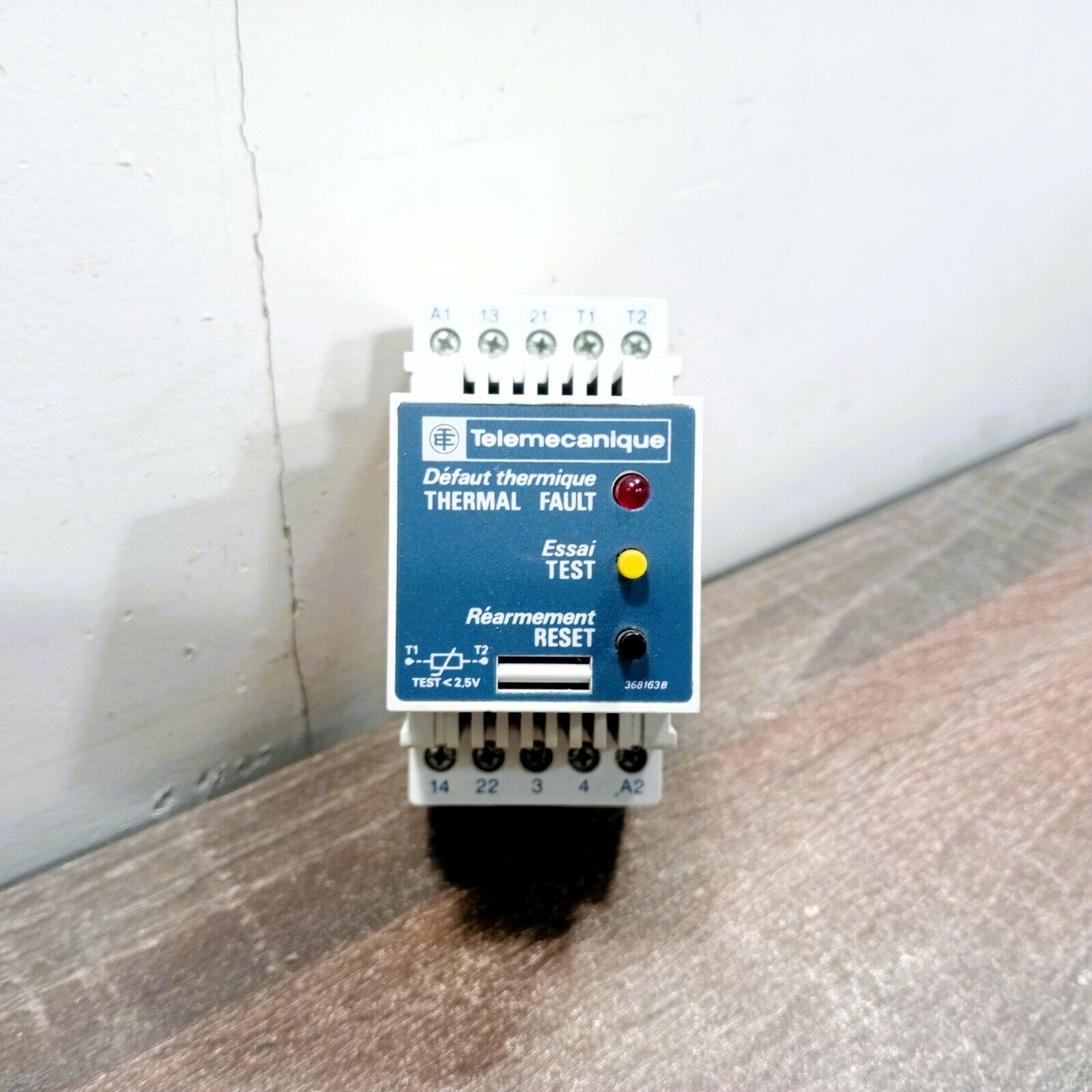 TELEMECANIQUE LT2-SP00M THERMAL TRIP RELAY 220/240V 50/60HZ